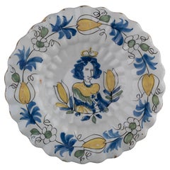 Vintage Polychrome lobed dish with Queen Mary II Stuart, Delft circa 1690