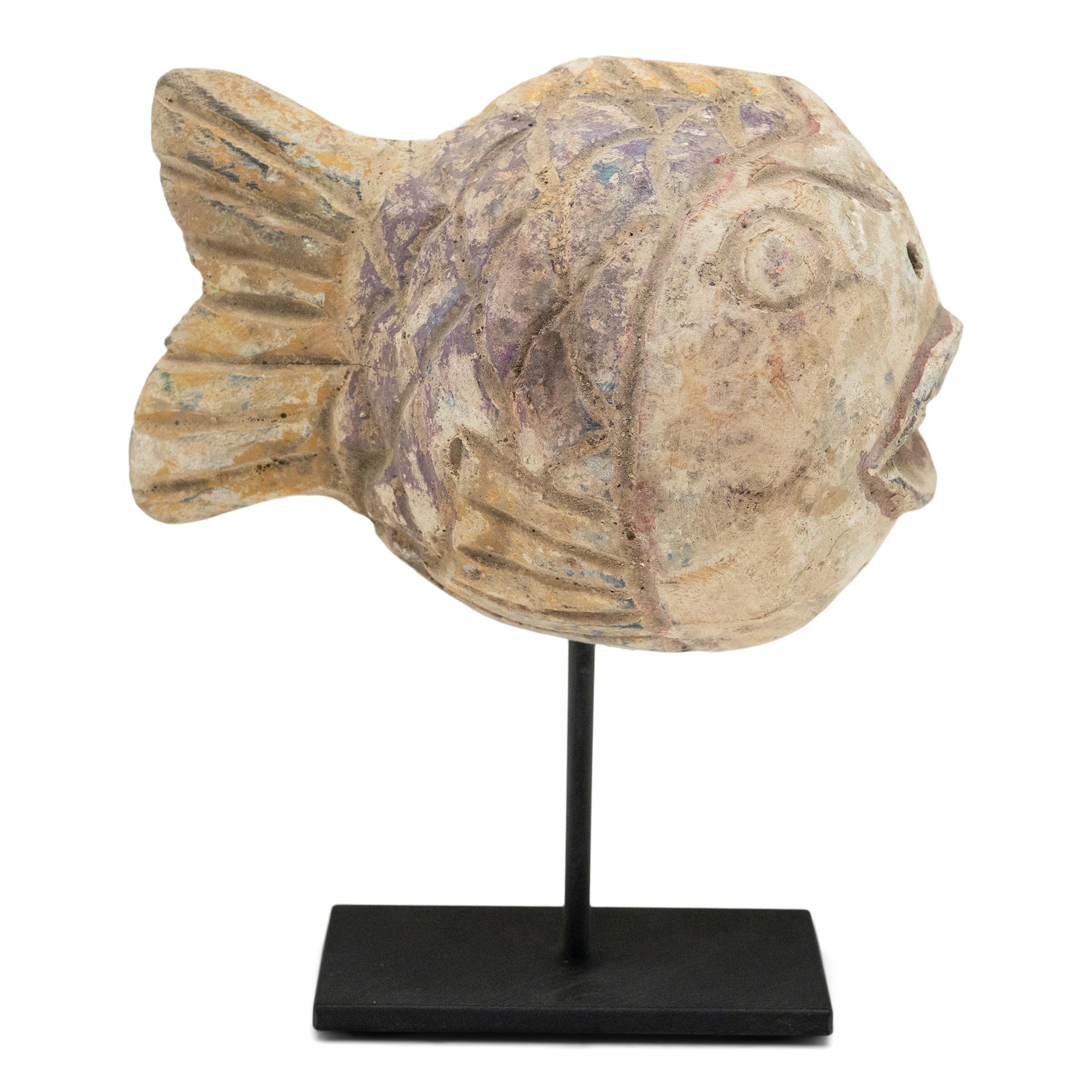 Polychrome Glücksfisch-Skulptur (Volkskunst) im Angebot