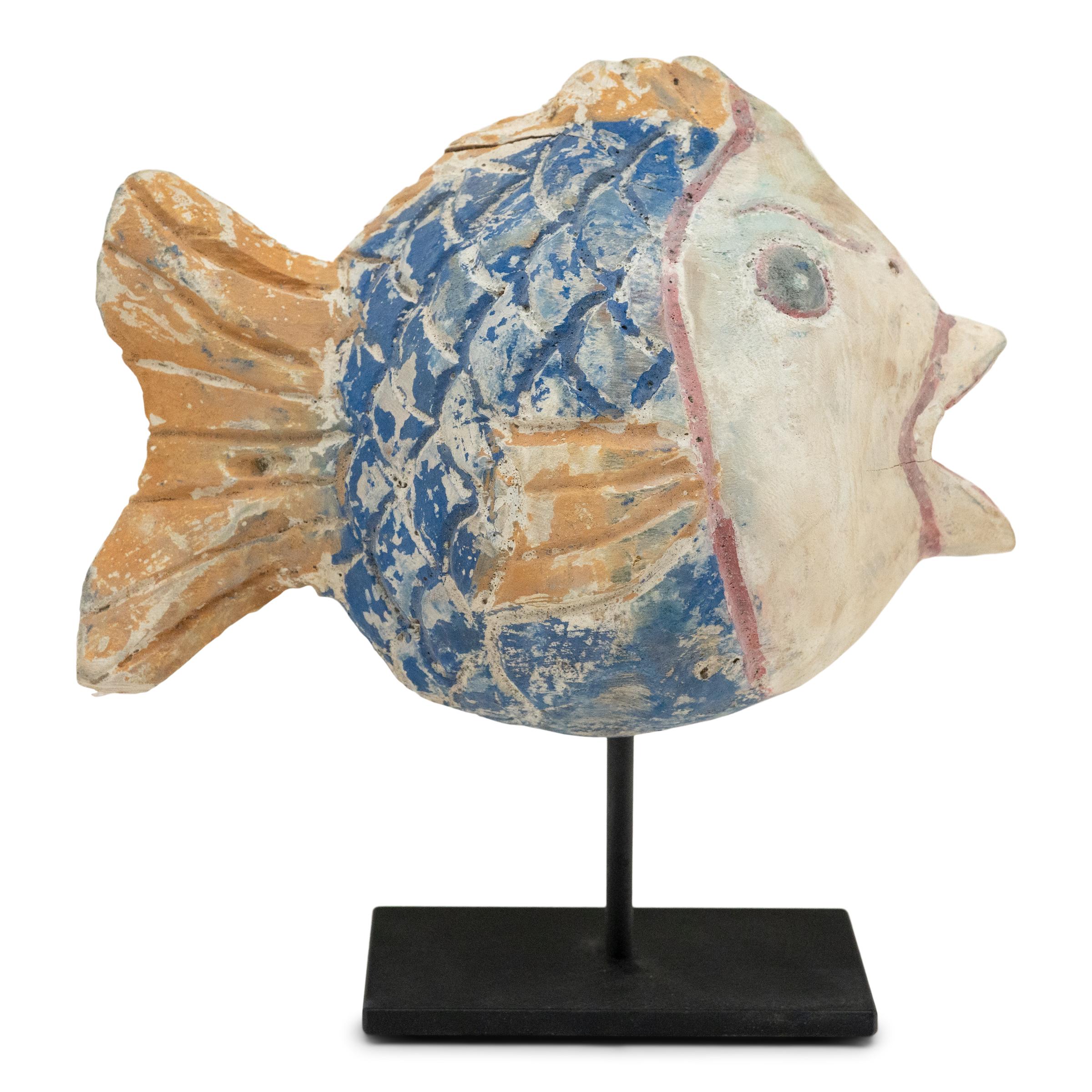 Polychrome Glücksfisch-Skulptur (Volkskunst) im Angebot