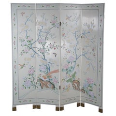 Paravent pliant chinoiserie de Hong Kong en laque blanche polychrome Oiseaux de séparation