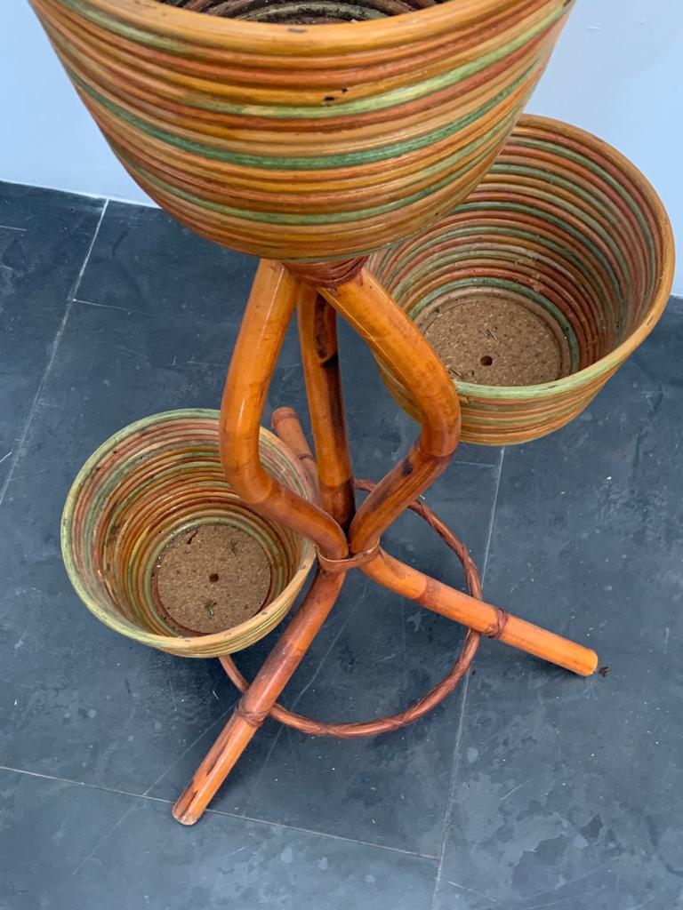 Bambou Tripods de vases polychromes en osier et bambou, 1970 en vente