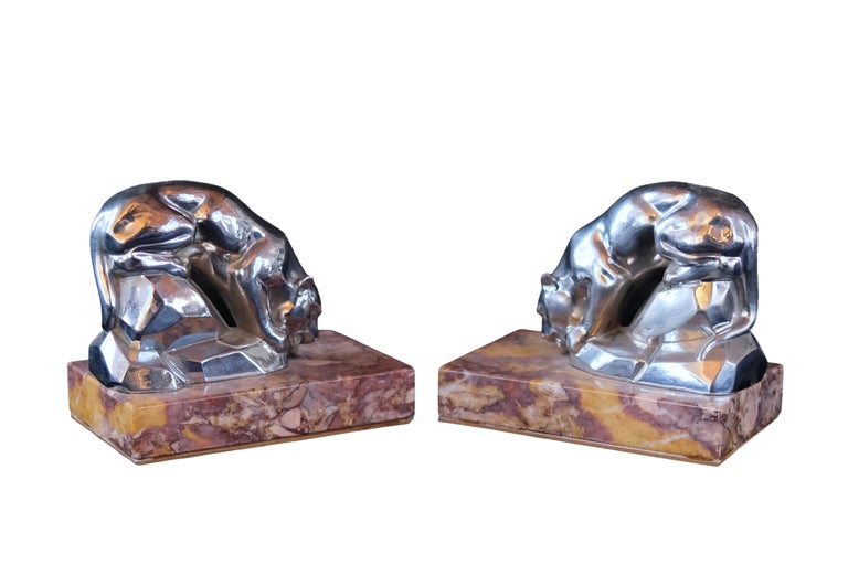 Polychromed Art Deco Bookends with Drinking Panthers on Red Marble, France 1930s For Sale 1