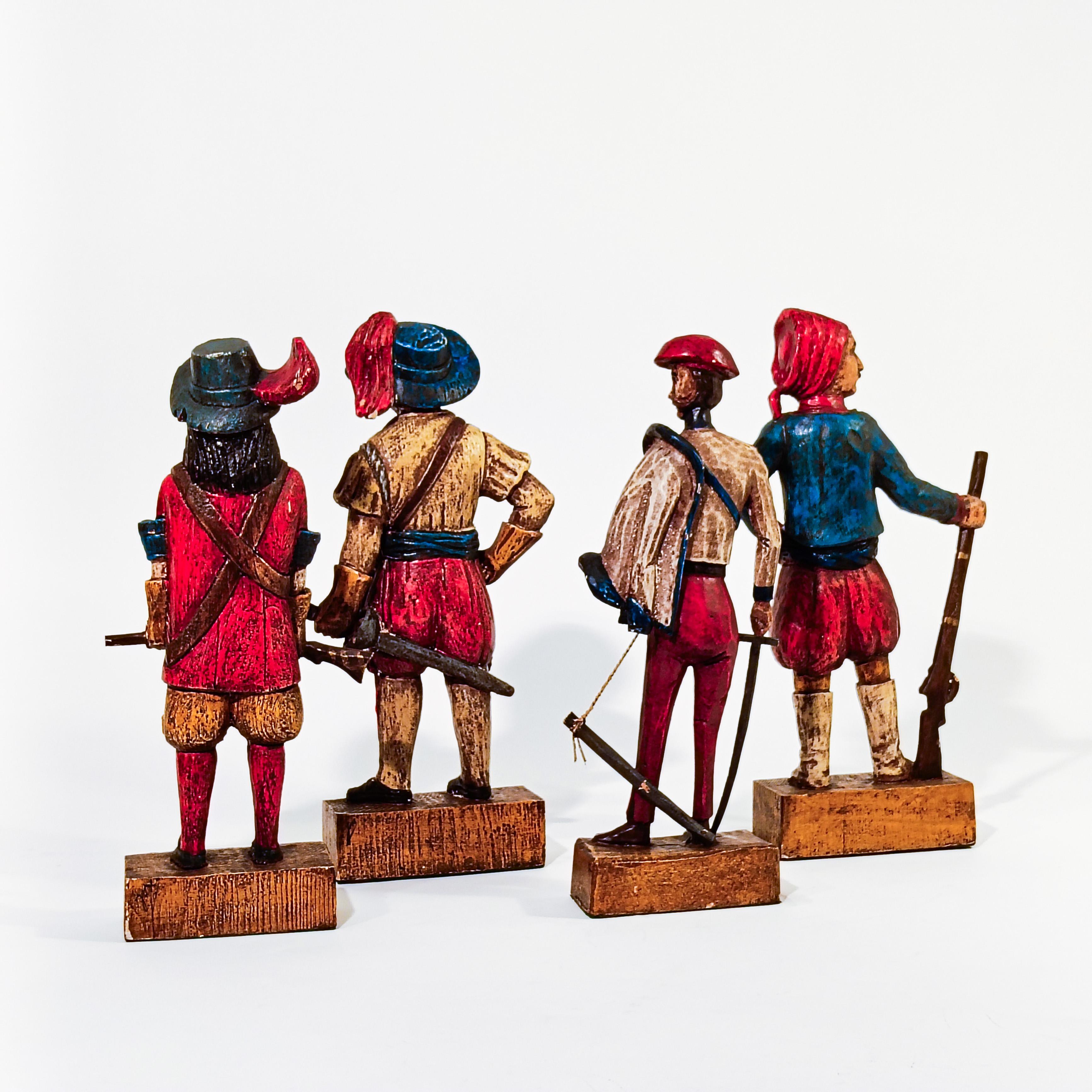 Spagnolo Sculture policrome raffiguranti soldati della storia recente, Spagna, anni '40 in vendita