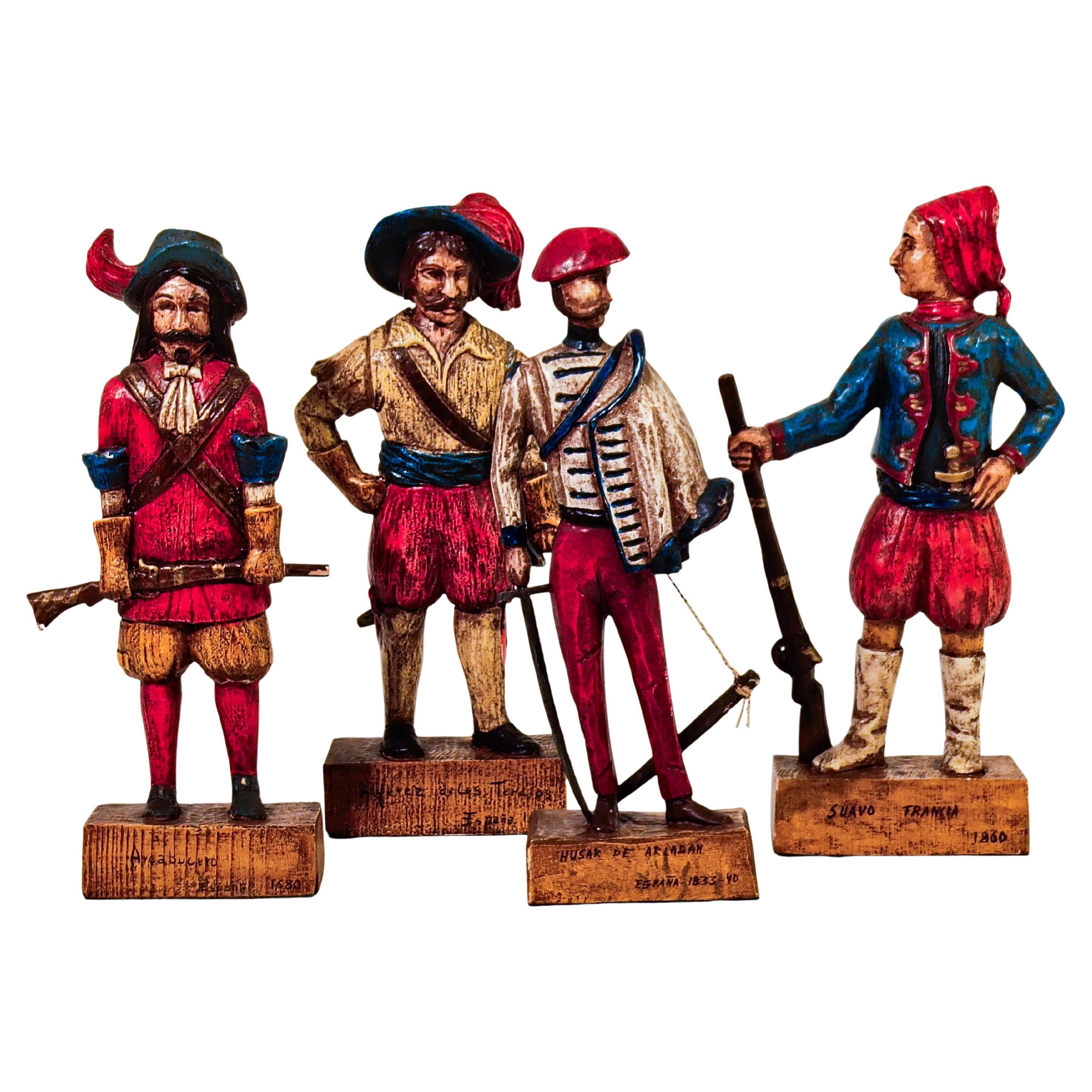 Sculture policrome raffiguranti soldati della storia recente, Spagna, anni '40 in vendita