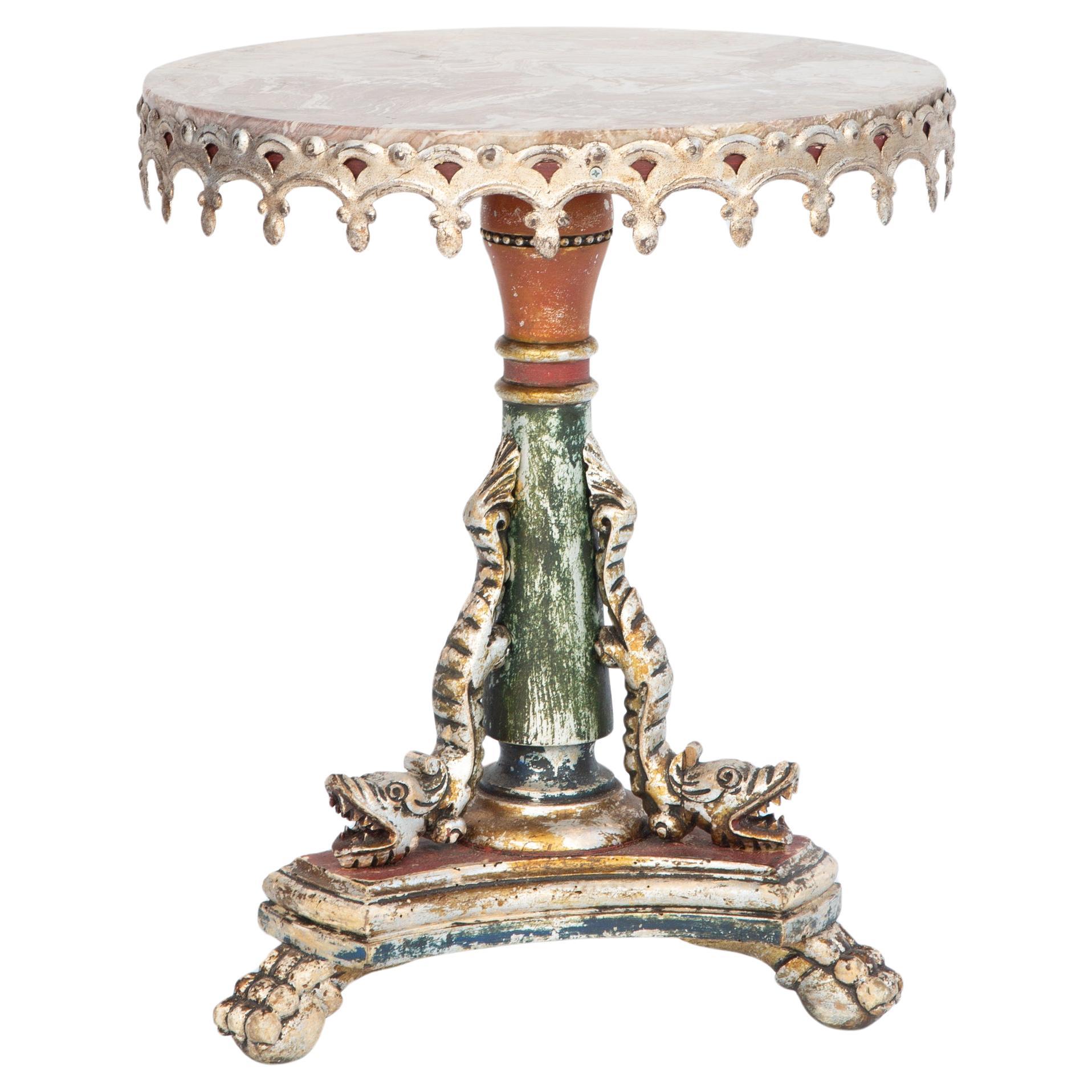 Table à bougeoirs italienne polychromée avec plateau en marbre rouge en vente