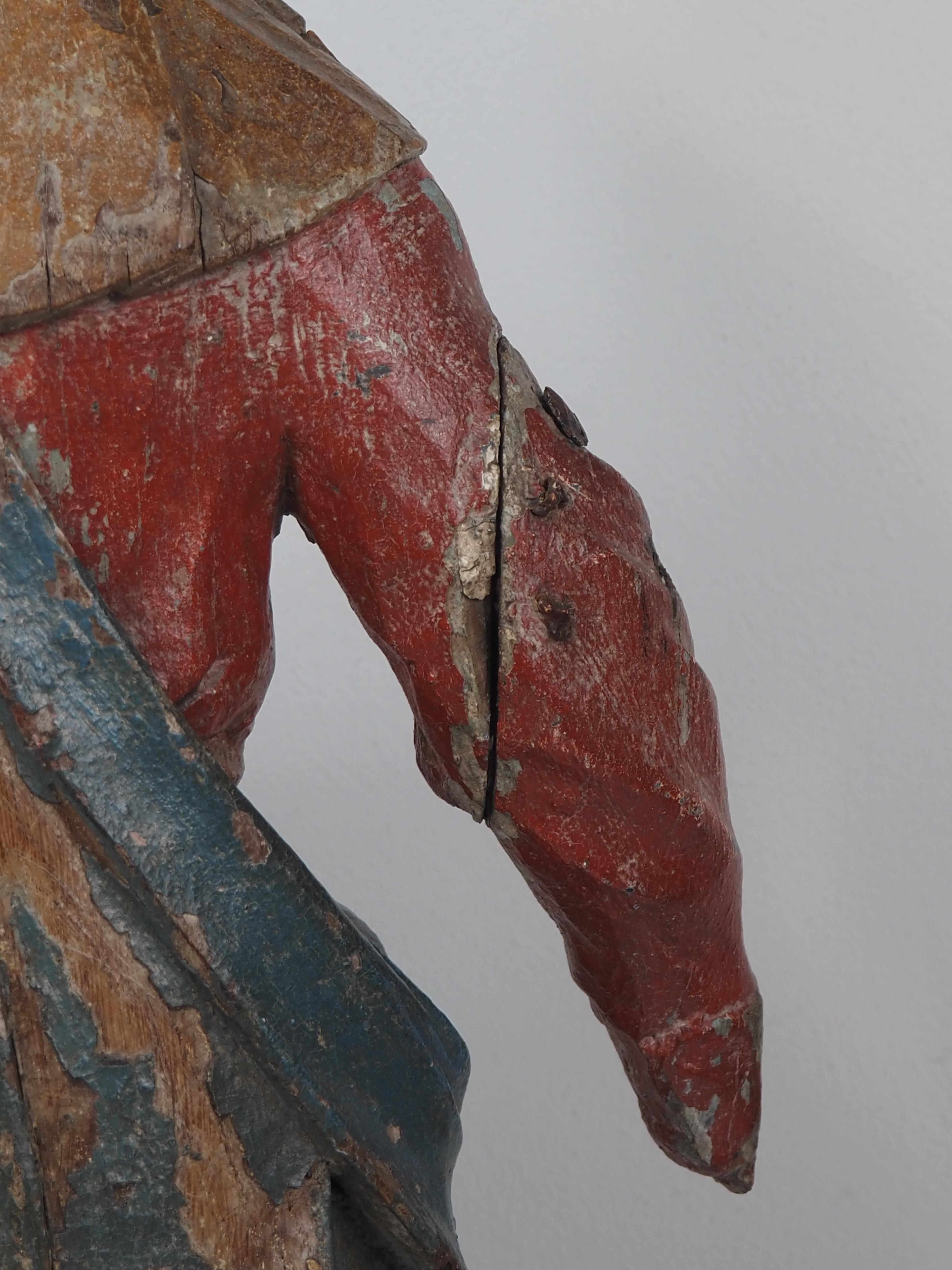 Polychromed Oak Figure of the Virgin, Kneeling, 17th century in vendita 4