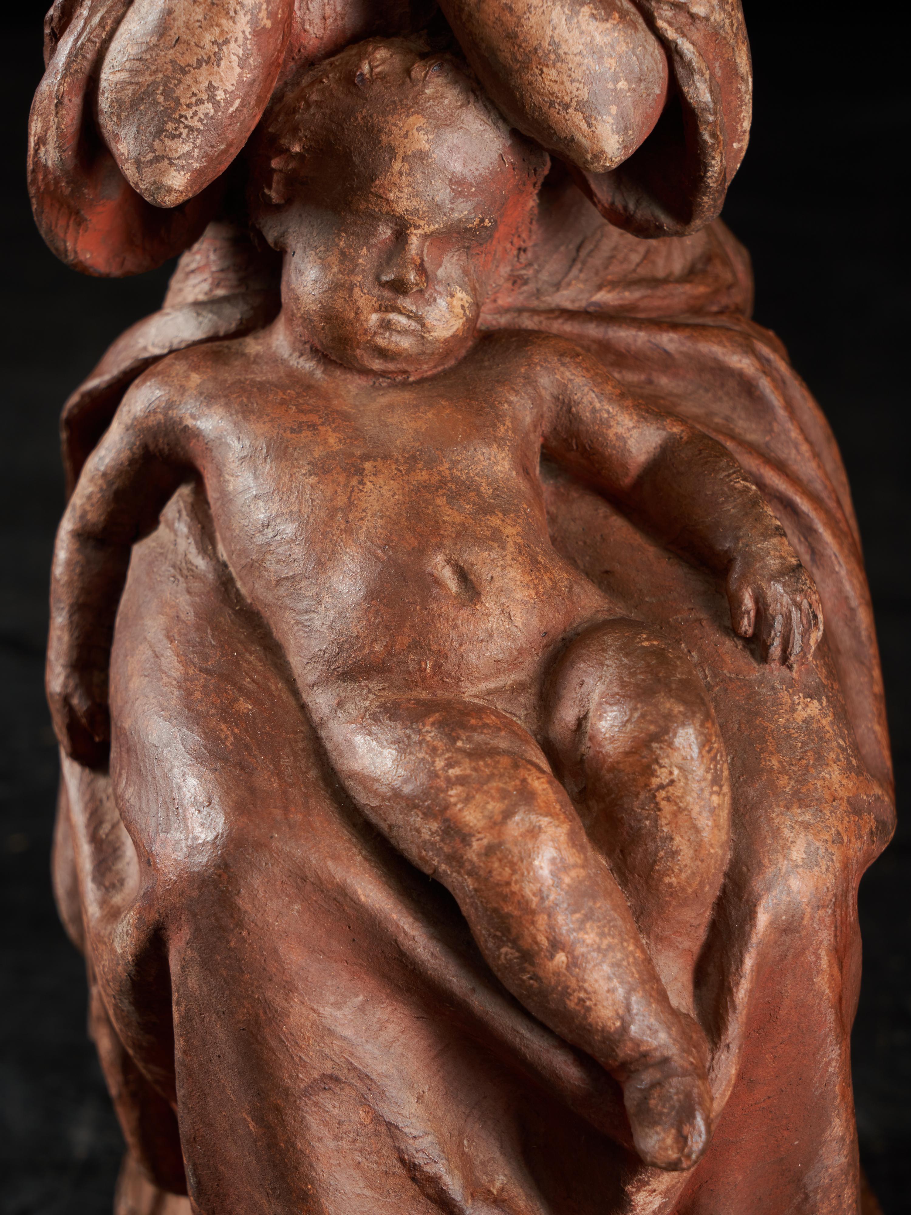 Polychromed Terracotta Signed Statue of a Woman and Child In Good Condition In Leuven , BE
