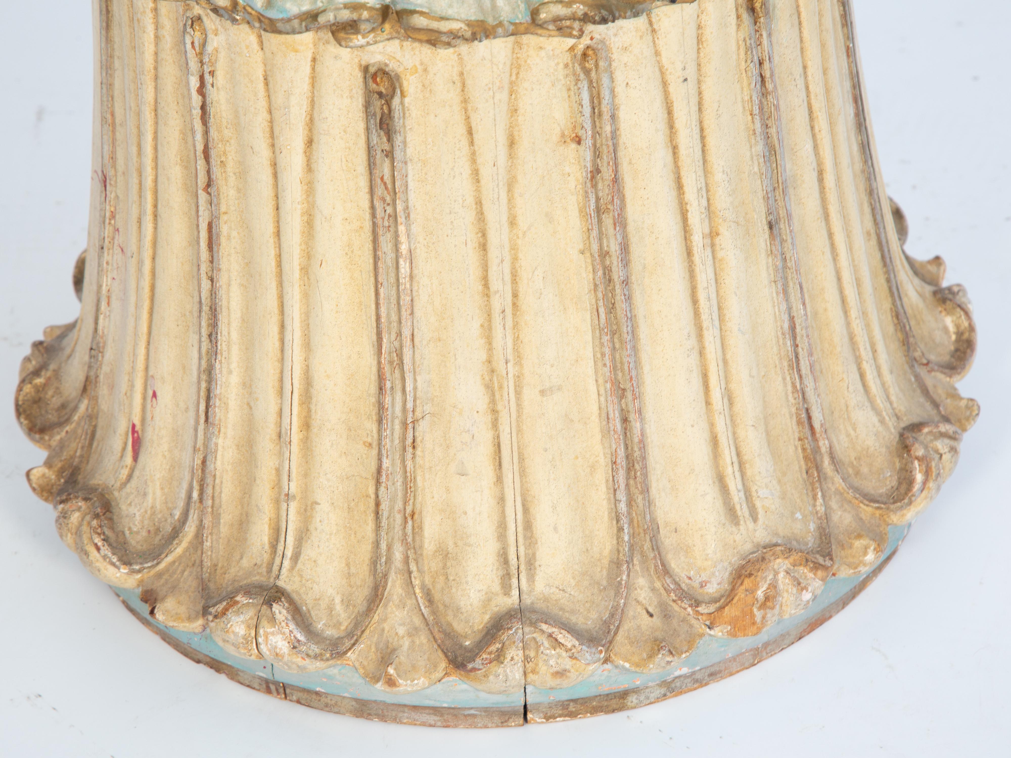 Italian Polychromed Venetian Stool Carved as a Tassel with Round Seat For Sale