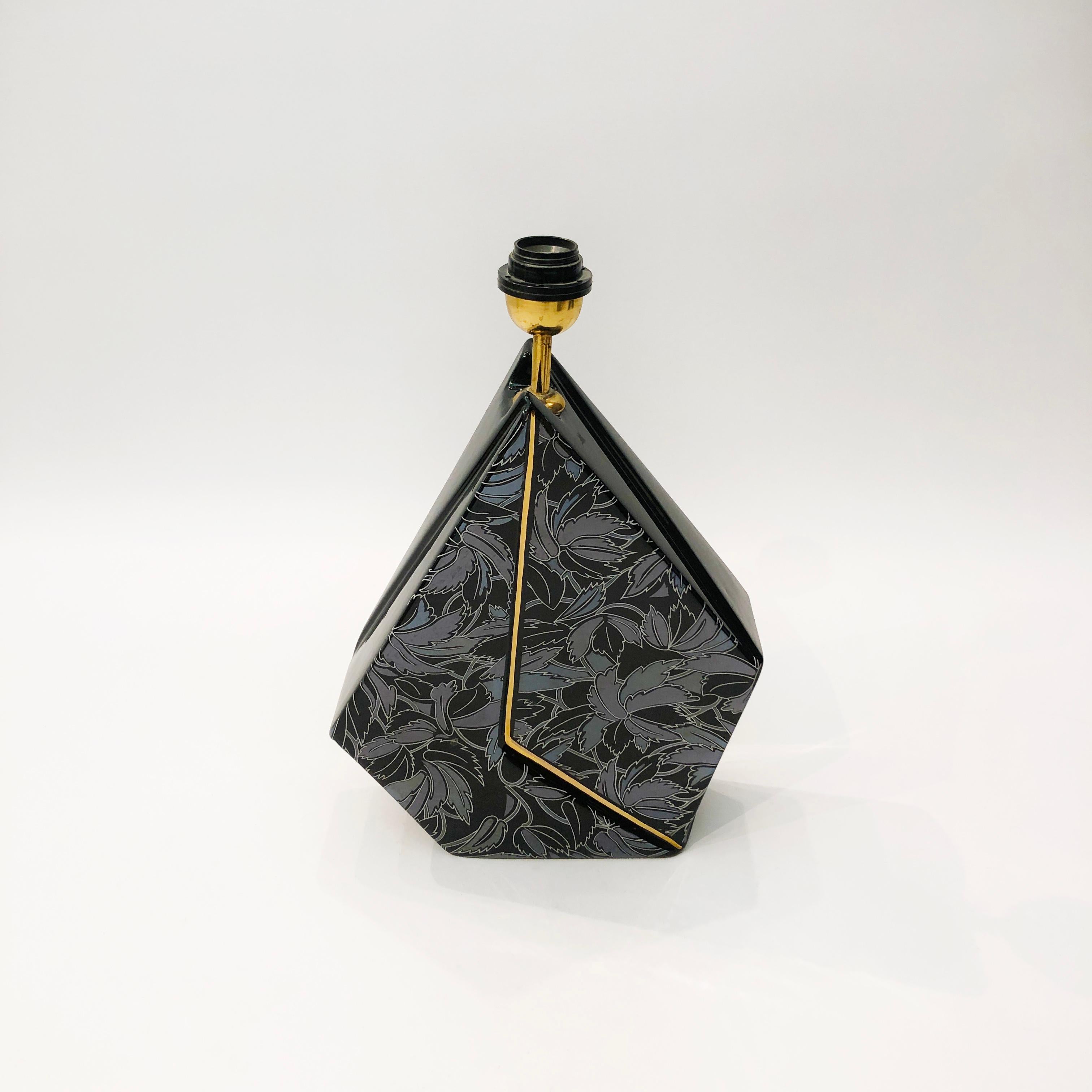 Italian Polygonal Black Ceramic Iridescent Lamp 1980s Postmodern Vintage  For Sale