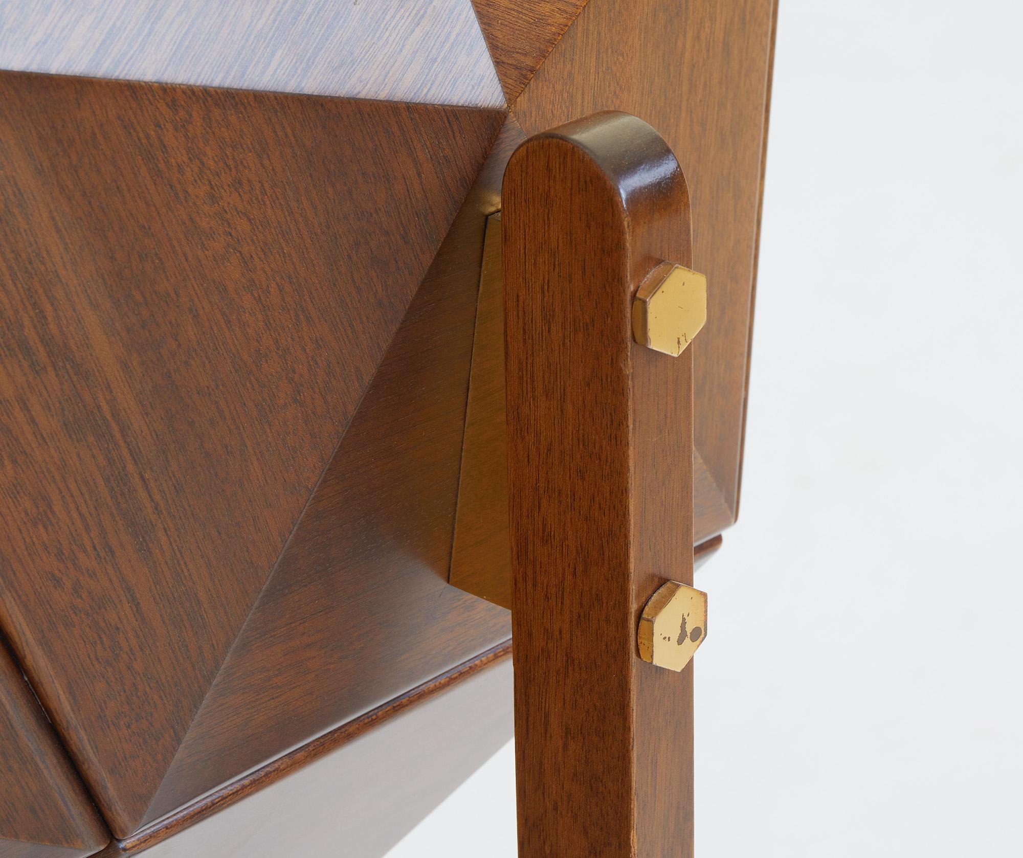 Meuble de bar en polyèdre de M. Vuillermoz, France, vers 1960 7