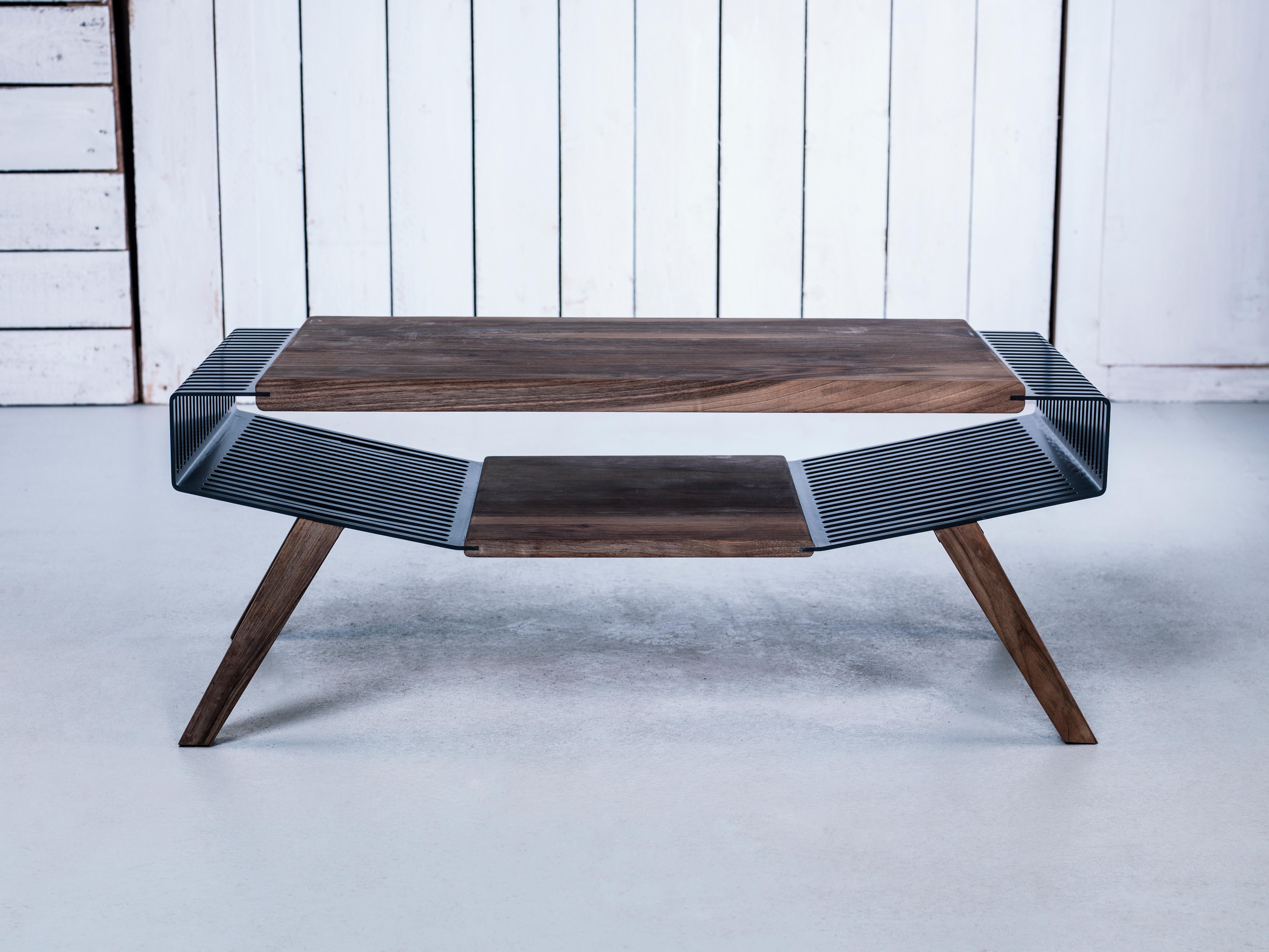 Lacquered Polyline No2 Coffee Table For Sale