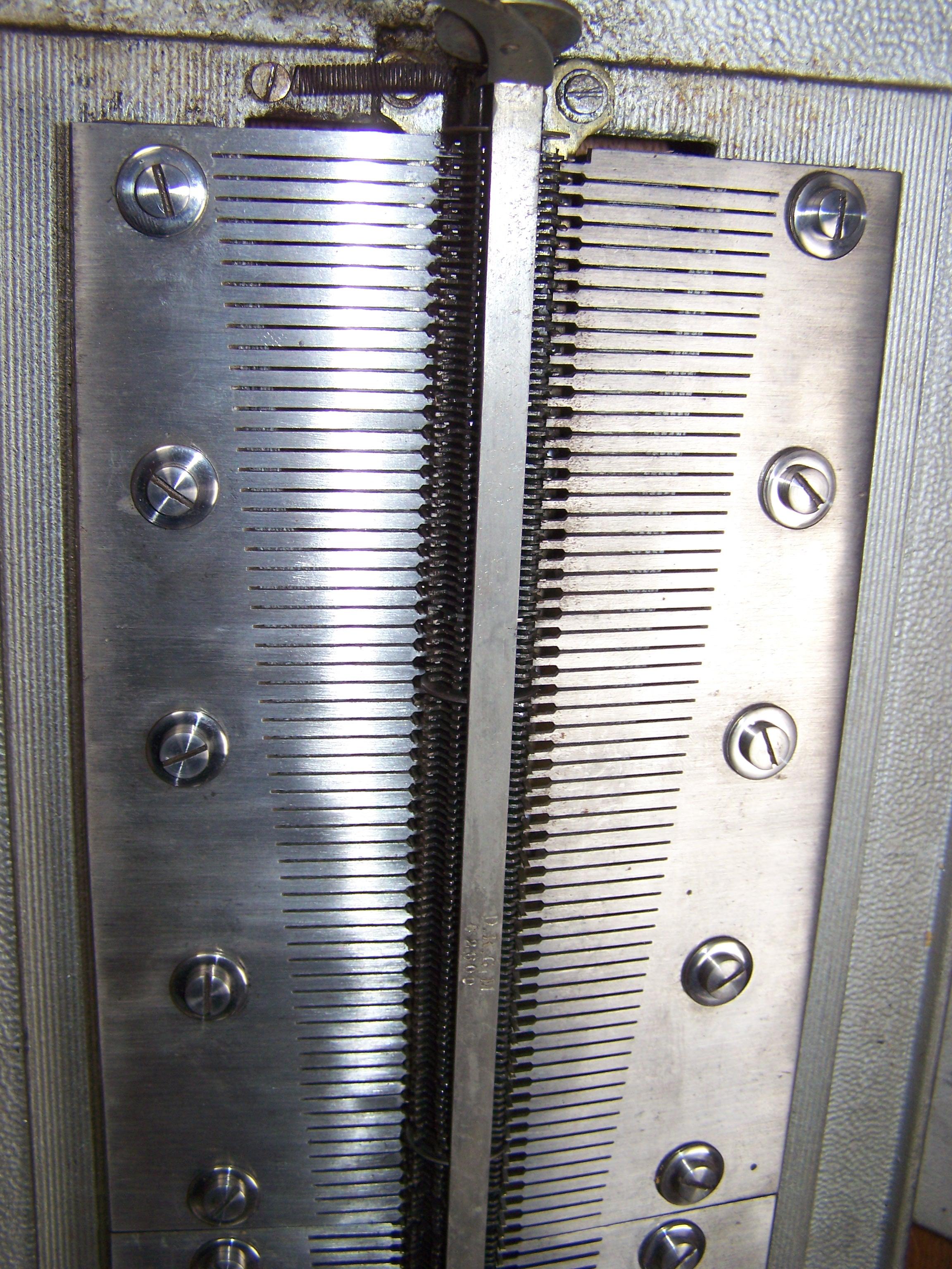 Polyphon Mikado Music Box. 6