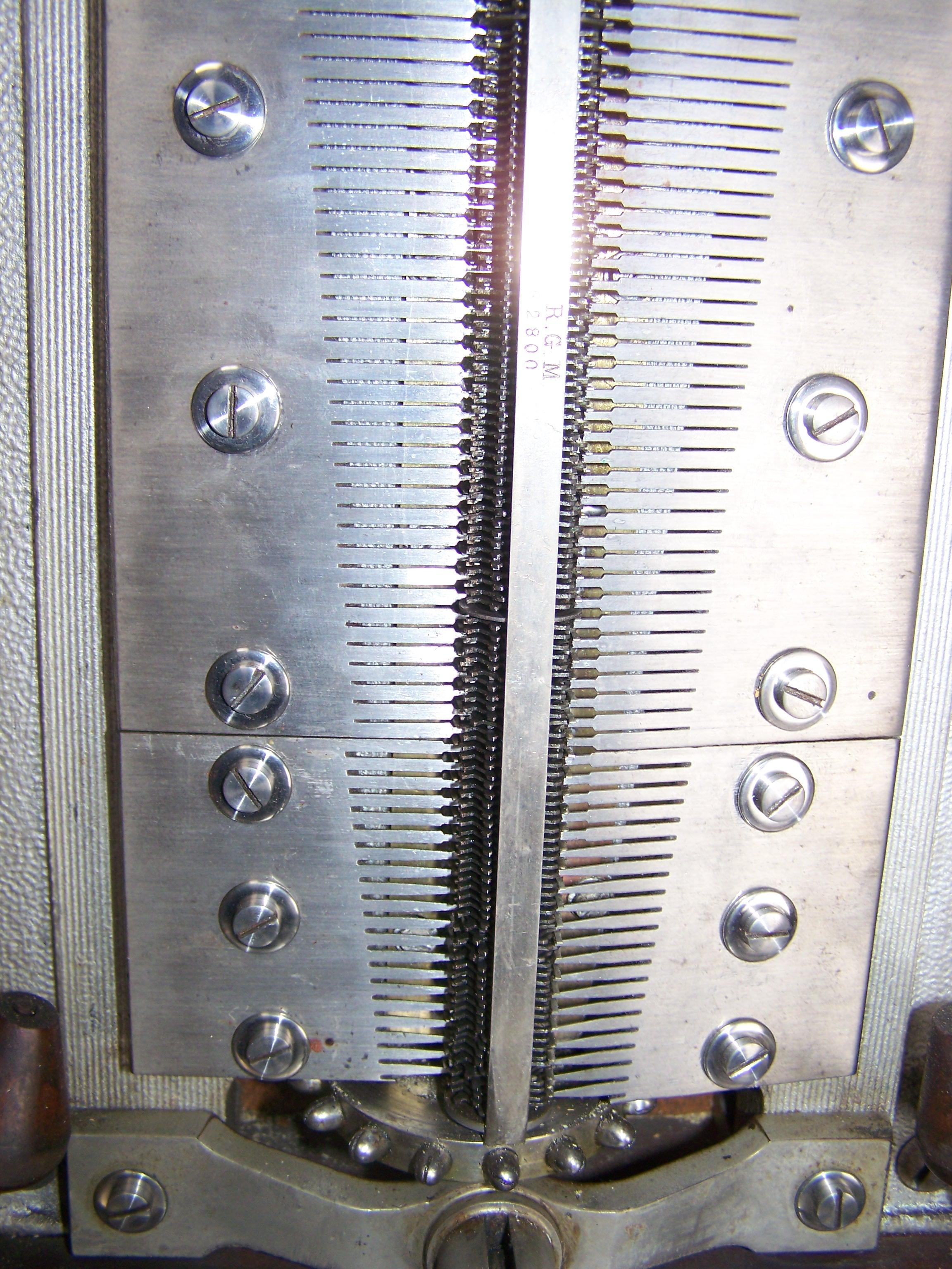 Polyphon Mikado Music Box. 7