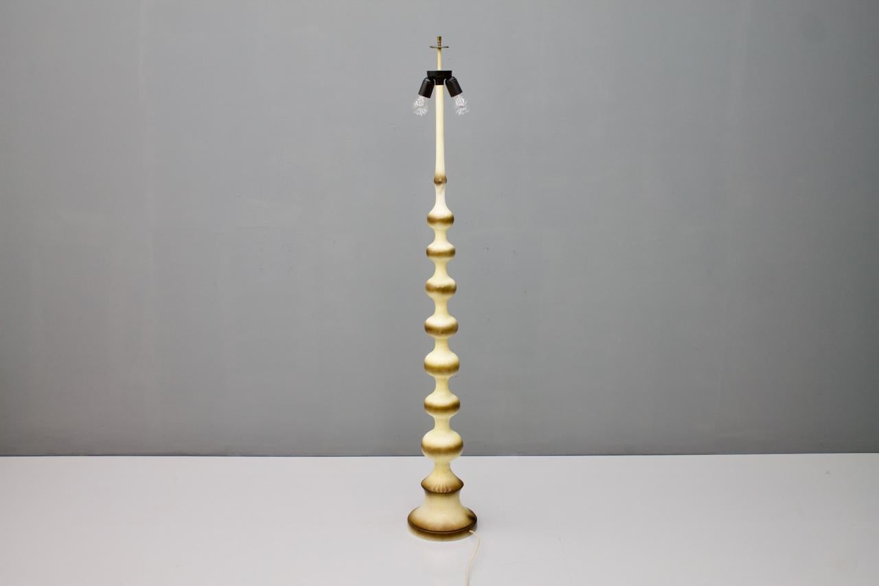 Polyurethane Floor Lamp, 1970s For Sale 1