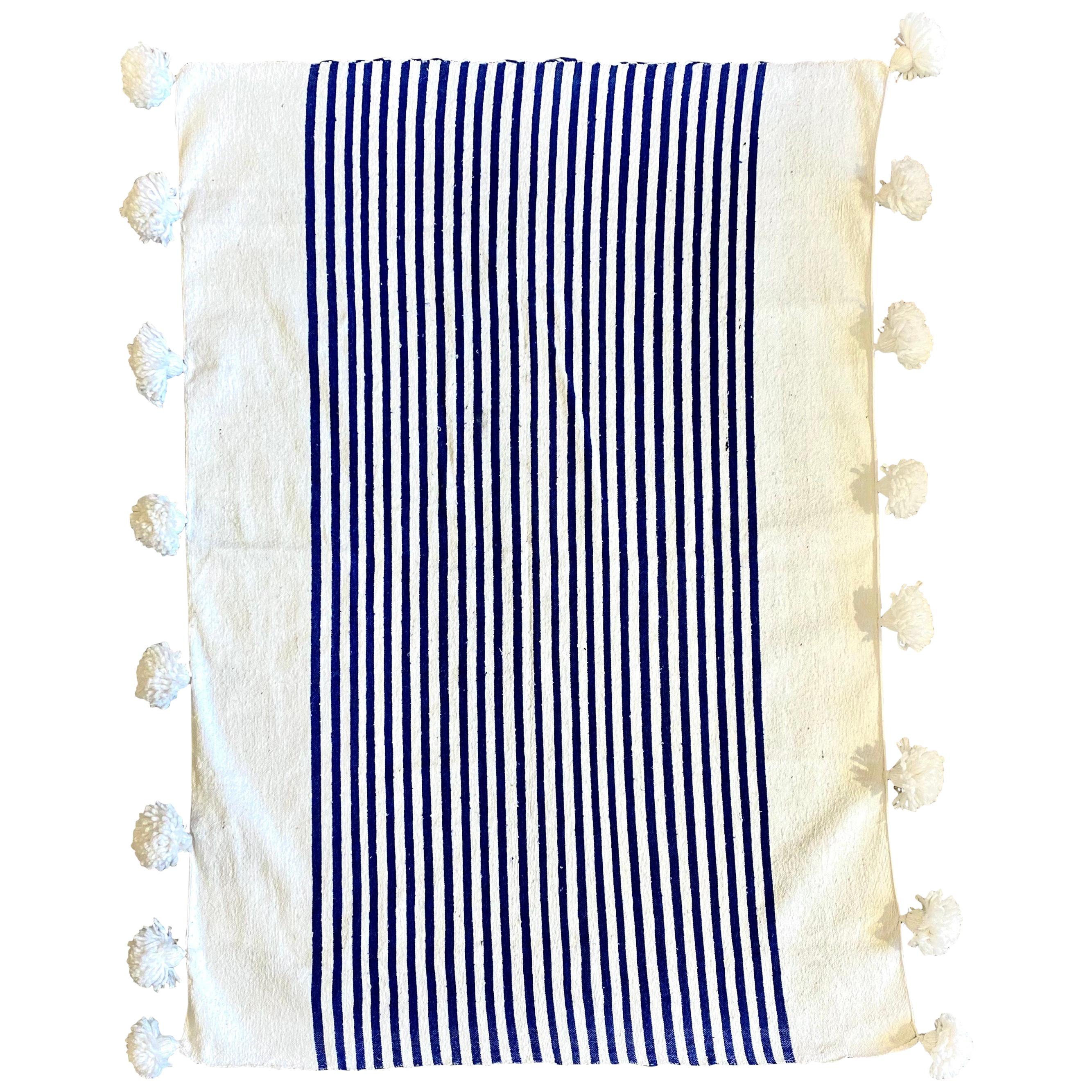 Pom Cotton White/Blue Blanket