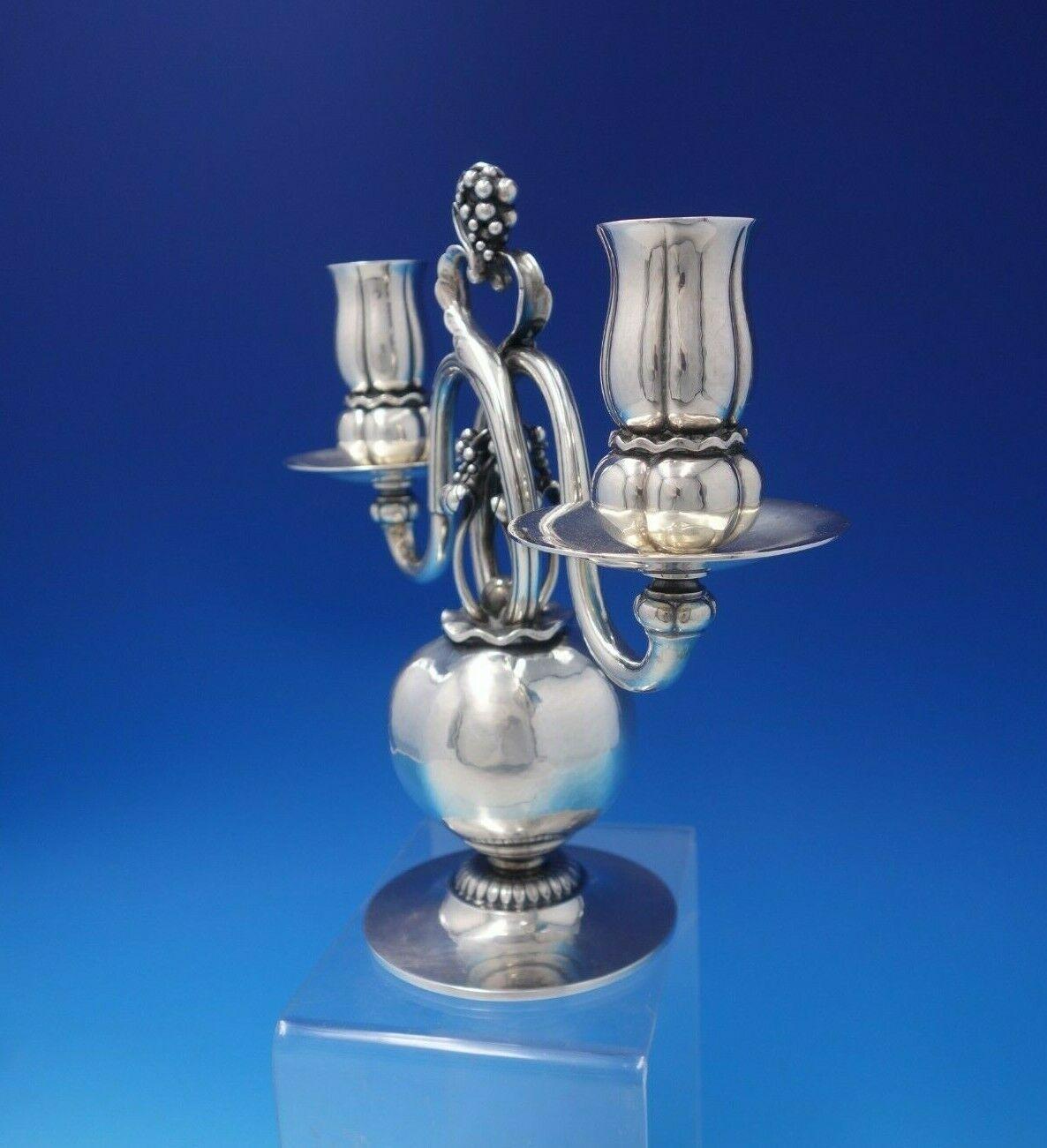 Paire de chandeliers en argent sterling Pomegranate by Georg Jensen 2-Light #324 '#4954' Excellent état - En vente à Big Bend, WI