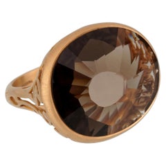 Bague cocktail Pomellato en or rose et quartz fumé de 10 carats
