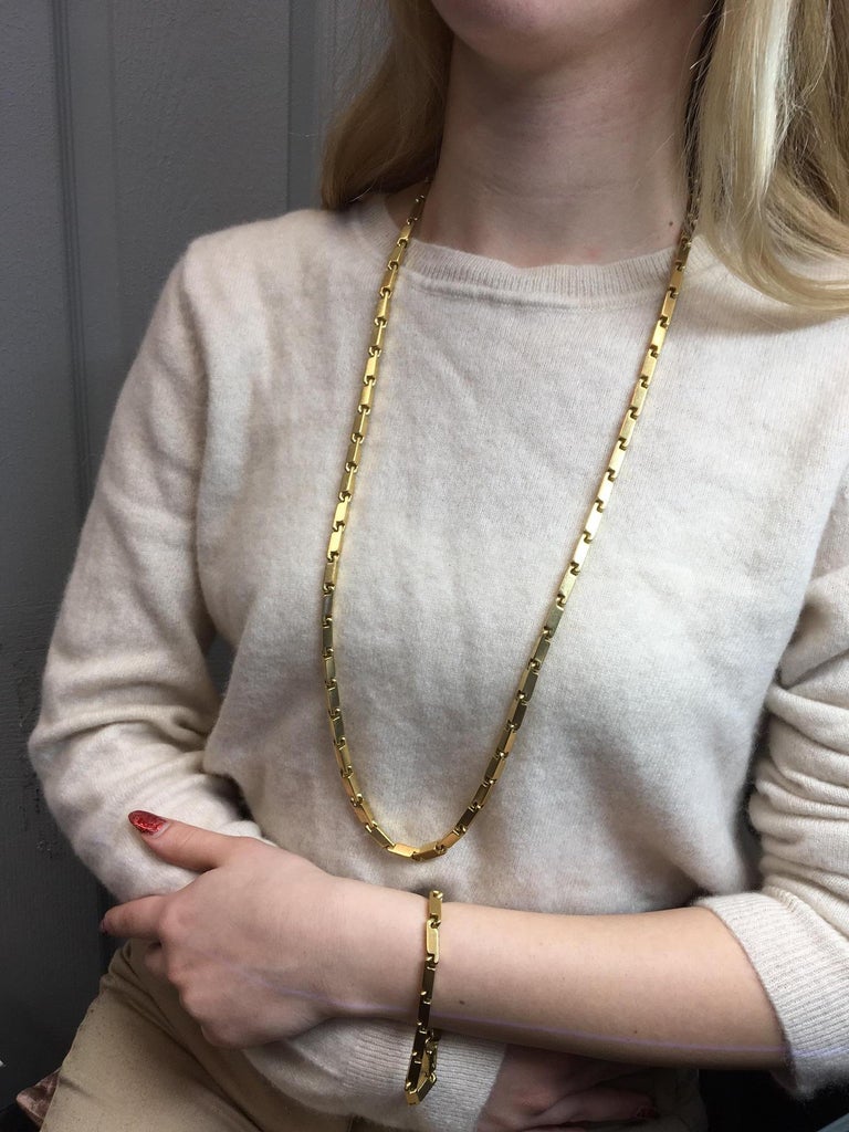 Pomellato 18 Karat Long Link Chain Necklace Bracelet Combination For Sale 4
