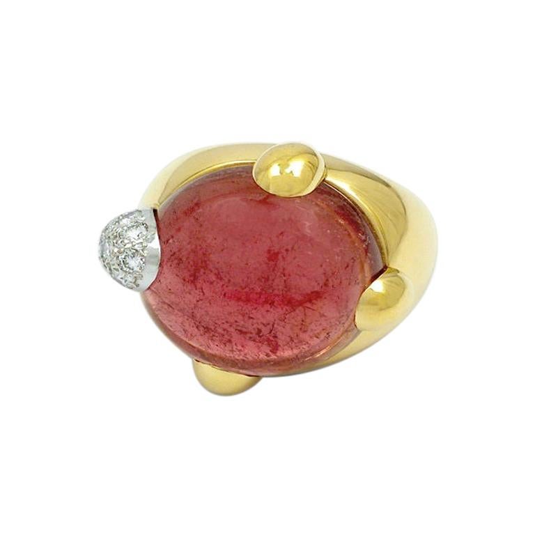 Pomellato 18k Yellow Gold Griffe Pink Tourmaline and Diamond Ring For Sale