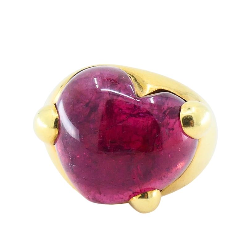 Pomellato Bague en or jaune 18 carats avec tourmaline en forme de coeur Bon état - En vente à Beverly Hills, CA