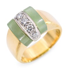 Pomellato 18K Yellow Gold Jadeite & .18tcw Diamond Ring