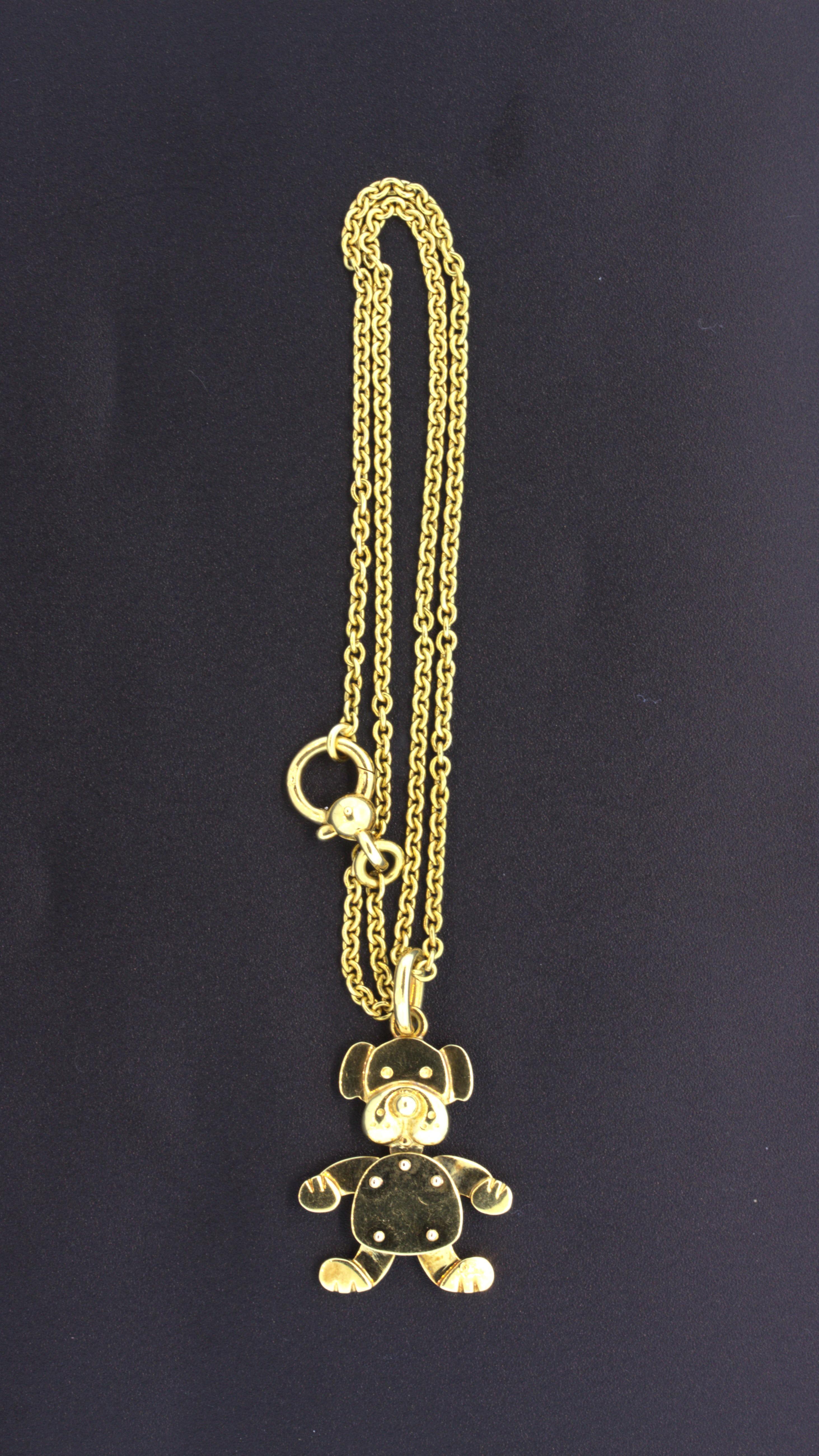 Pomellato 18k Yellow Gold Puppy Dog Pendant Necklace For Sale 1