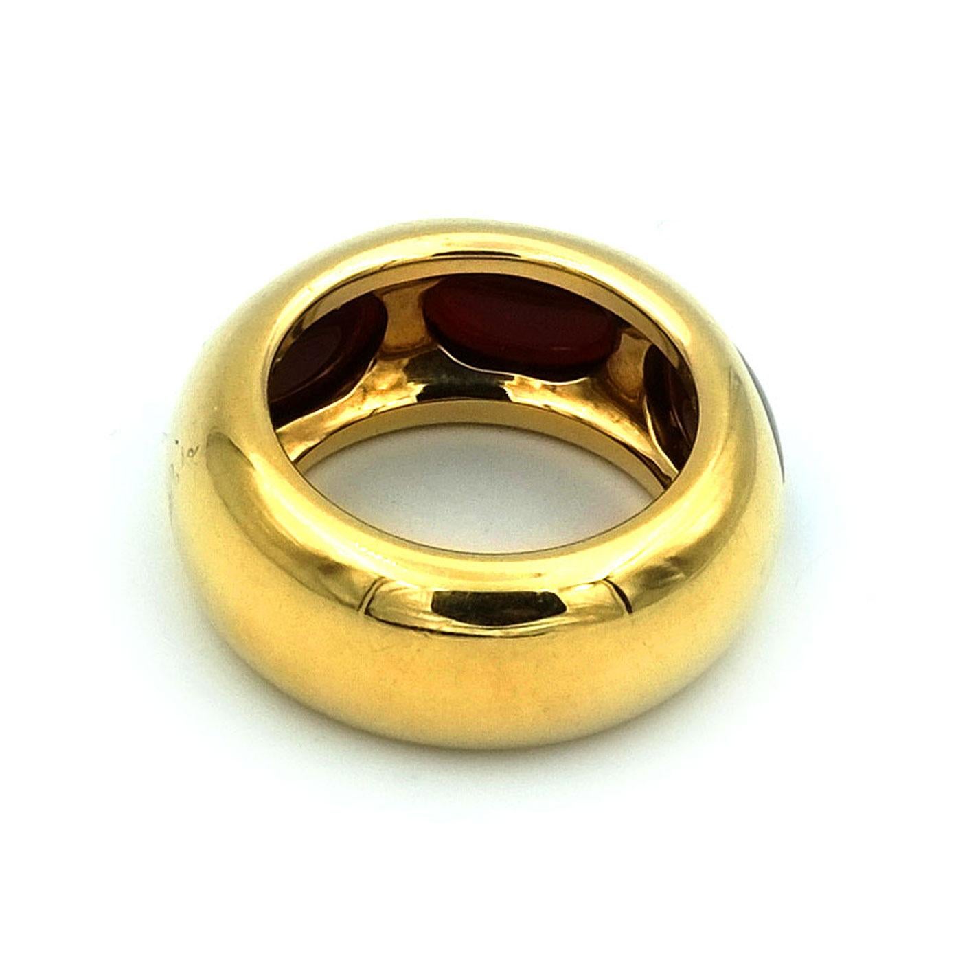 Modern Pomellato 18 Karat Yellow Gold Rubelite Cabochon Ring