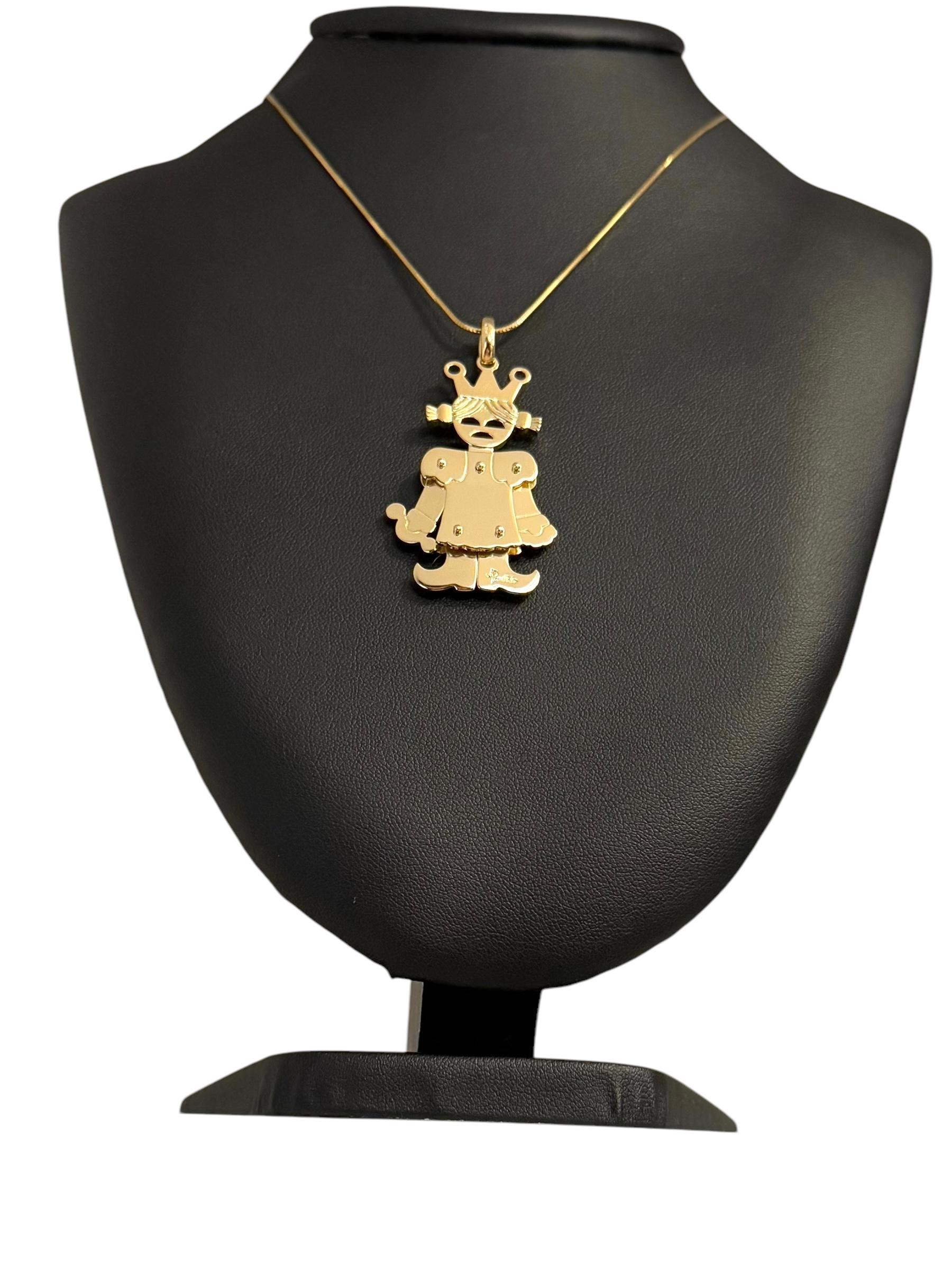 Pomellato 18karat Yellow Gold Queen Pendant Maxi Size For Sale 7