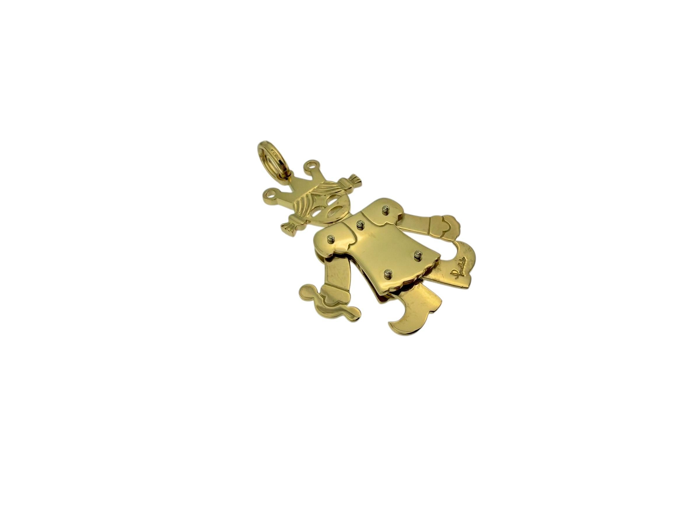 Retro Pomellato 18karat Yellow Gold Queen Pendant Maxi Size For Sale