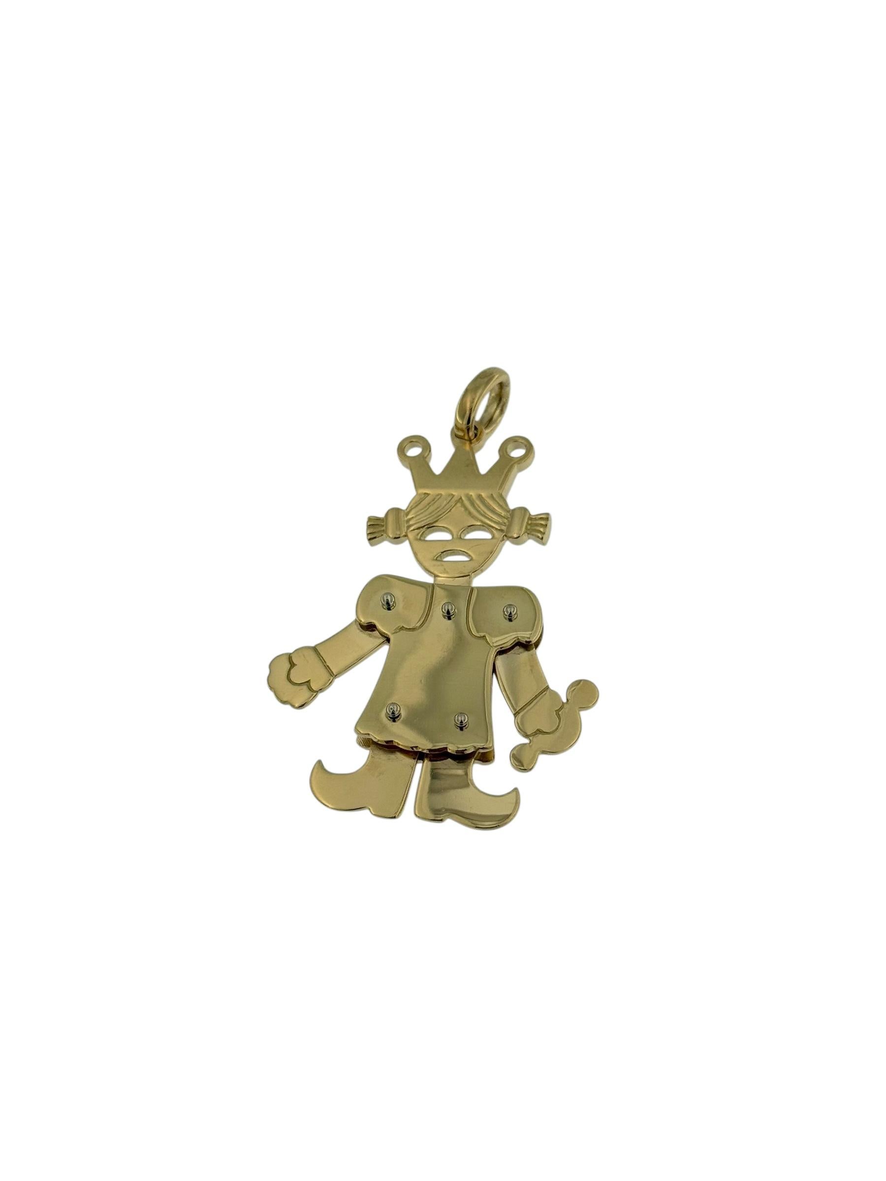 Women's or Men's Pomellato 18karat Yellow Gold Queen Pendant Maxi Size For Sale