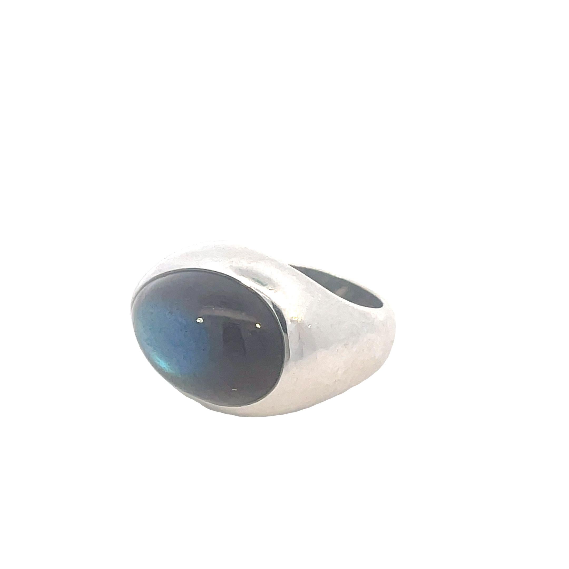 Pear Cut Pomellato 18Kt White Gold Goccia Ring For Sale