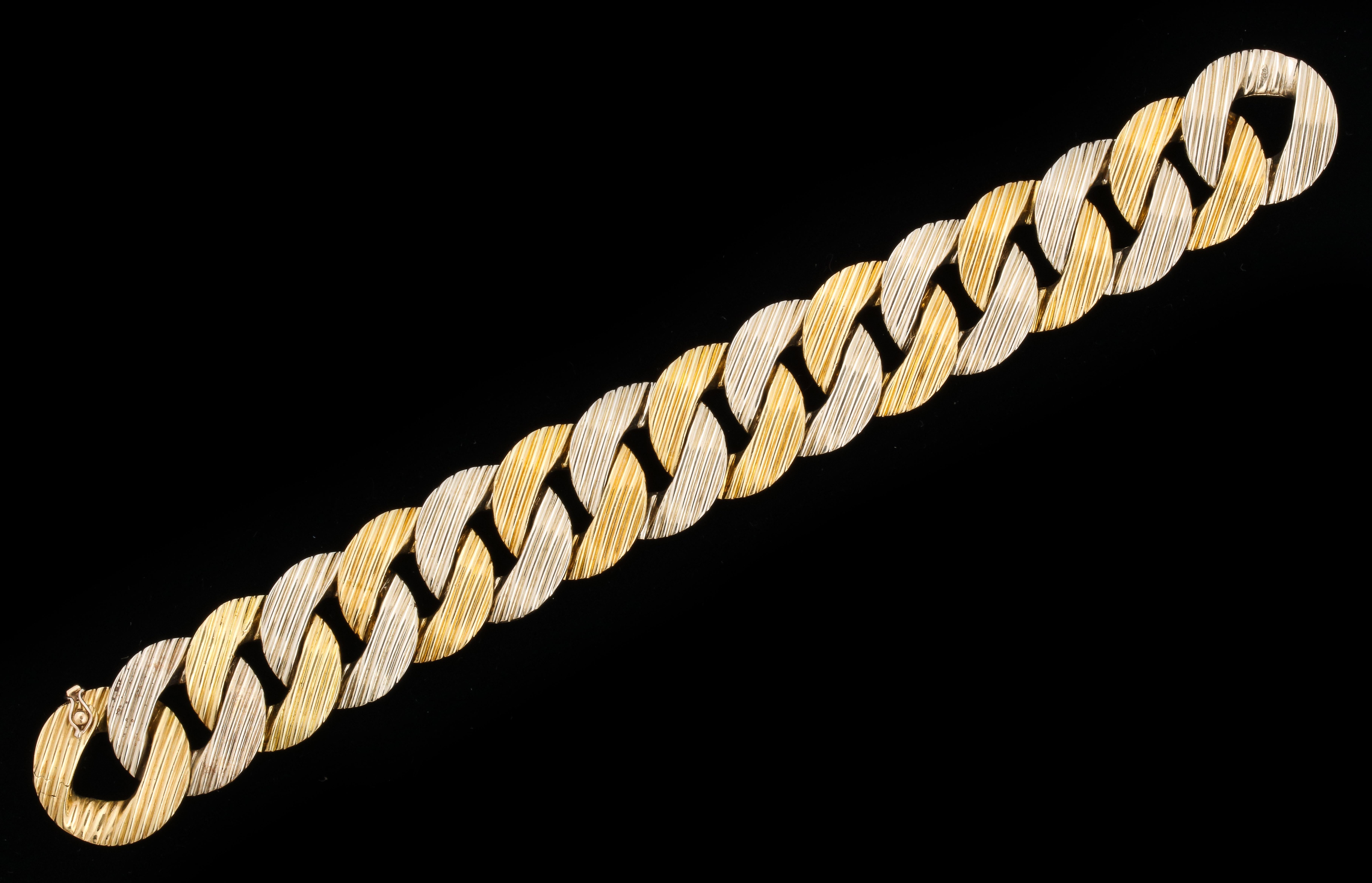Pomellato 1970er Jahre zweifarbiges geripptes Gliederarmband aus Gold 6