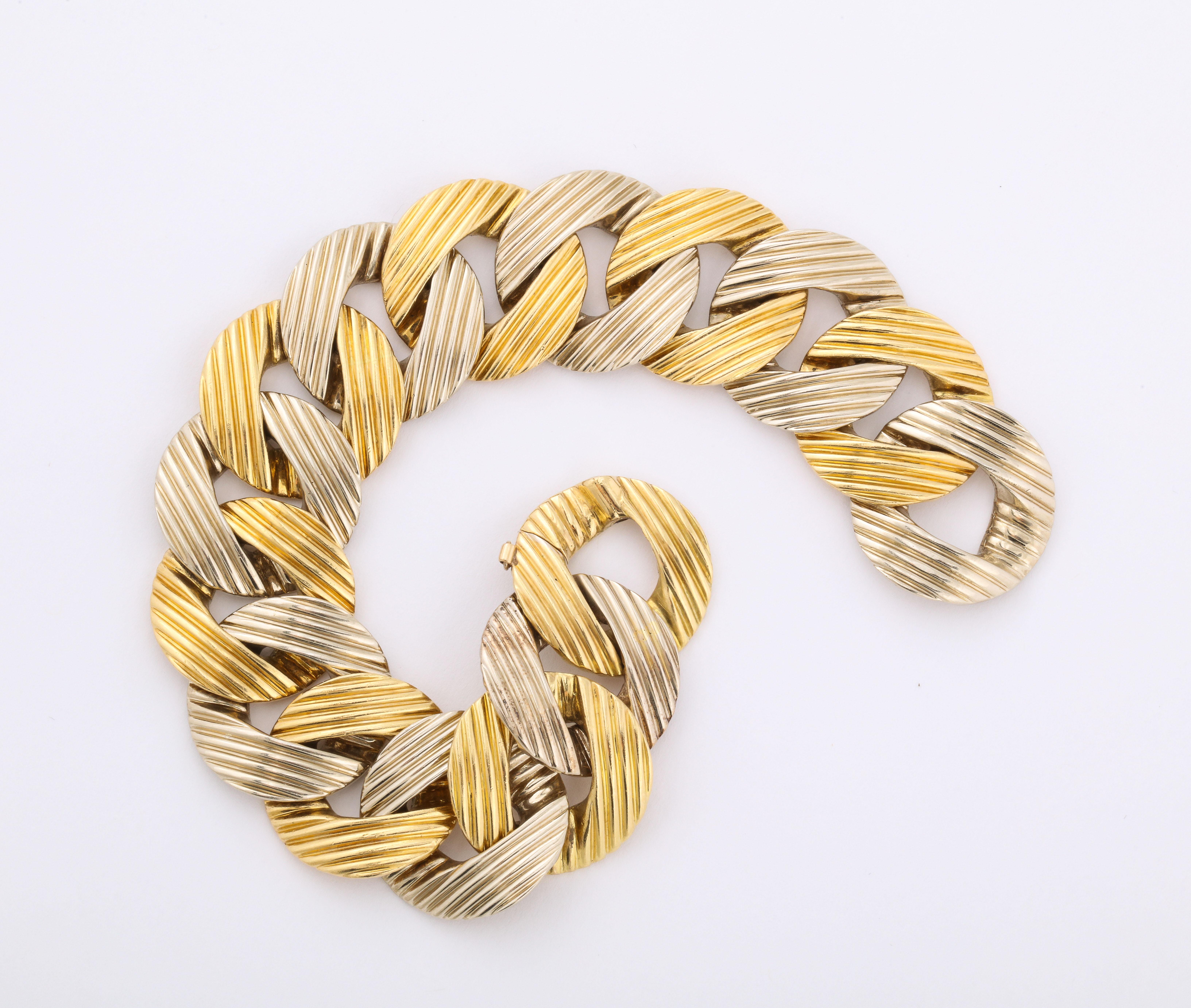 Pomellato 1970er Jahre zweifarbiges geripptes Gliederarmband aus Gold 3