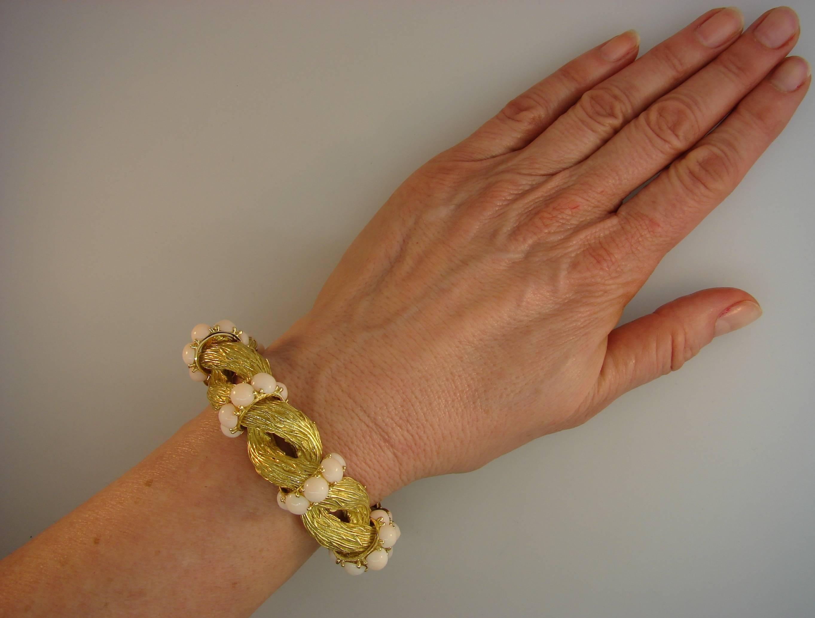 Pomellato Angel Skin Coral Yellow Gold Bracelet, 1950s In Good Condition In Beverly Hills, CA