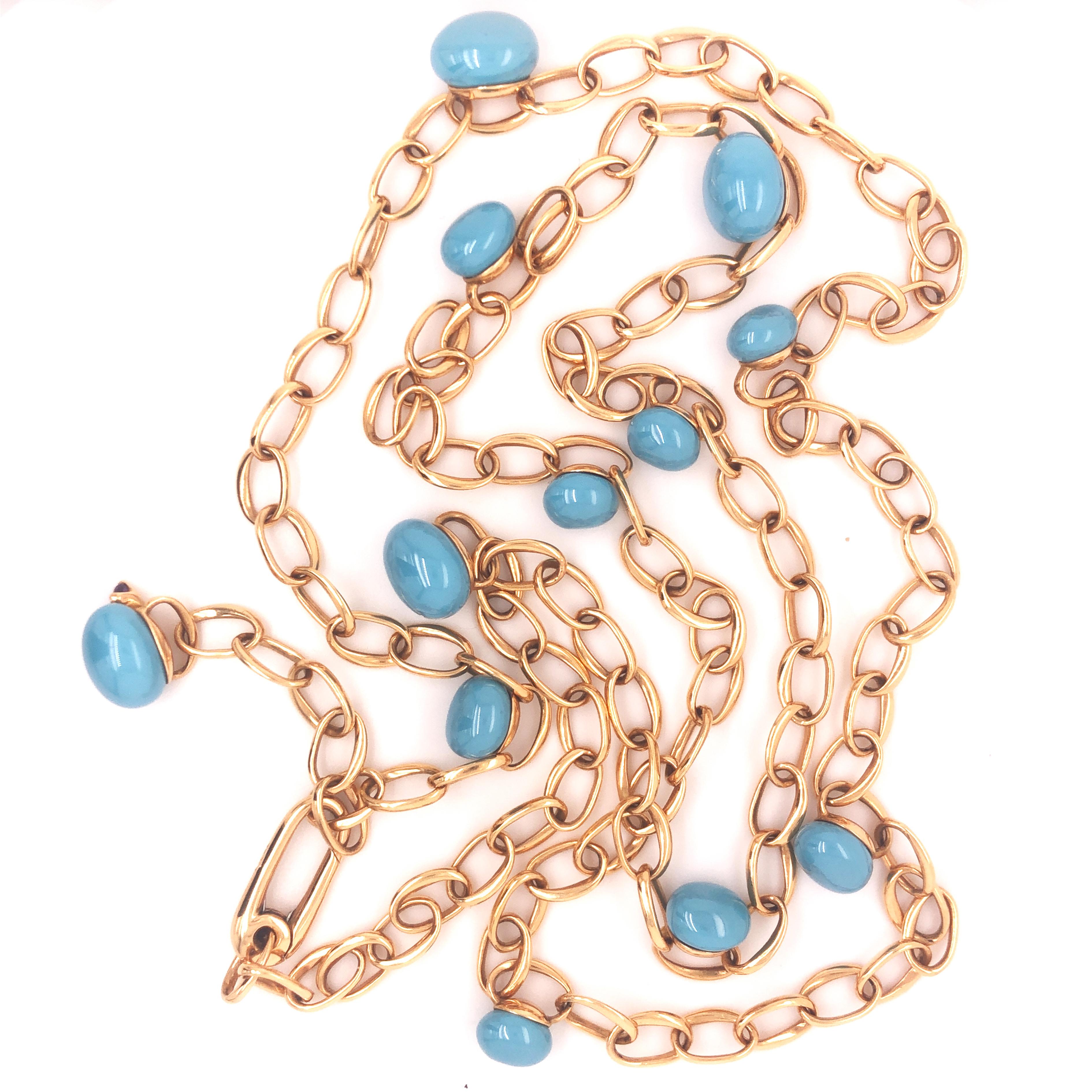 Pièce extraordinaire de la collection Capri 2016 : Cabochons de turquoise en céramique déployés dans un sautoir réglable en or rose 18 carats:: fabriqué et soudé à la main (35 pouces:: 90 cm:: 1::89 ozT). Cette pièce extrêmement polyvalente et