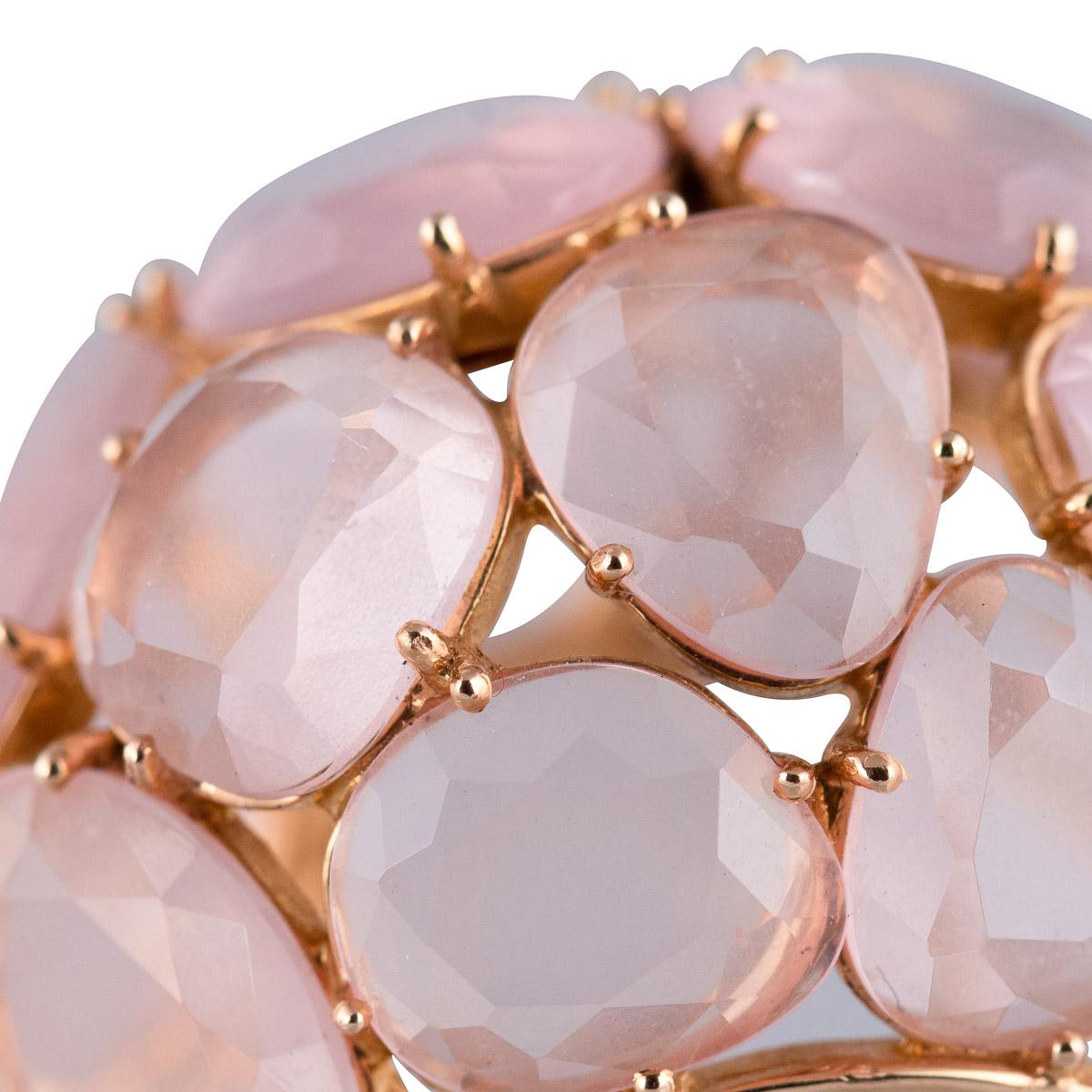 Taille ovale Pomellato Bague bombée Capri en or 18 carats et quartz rose en vente