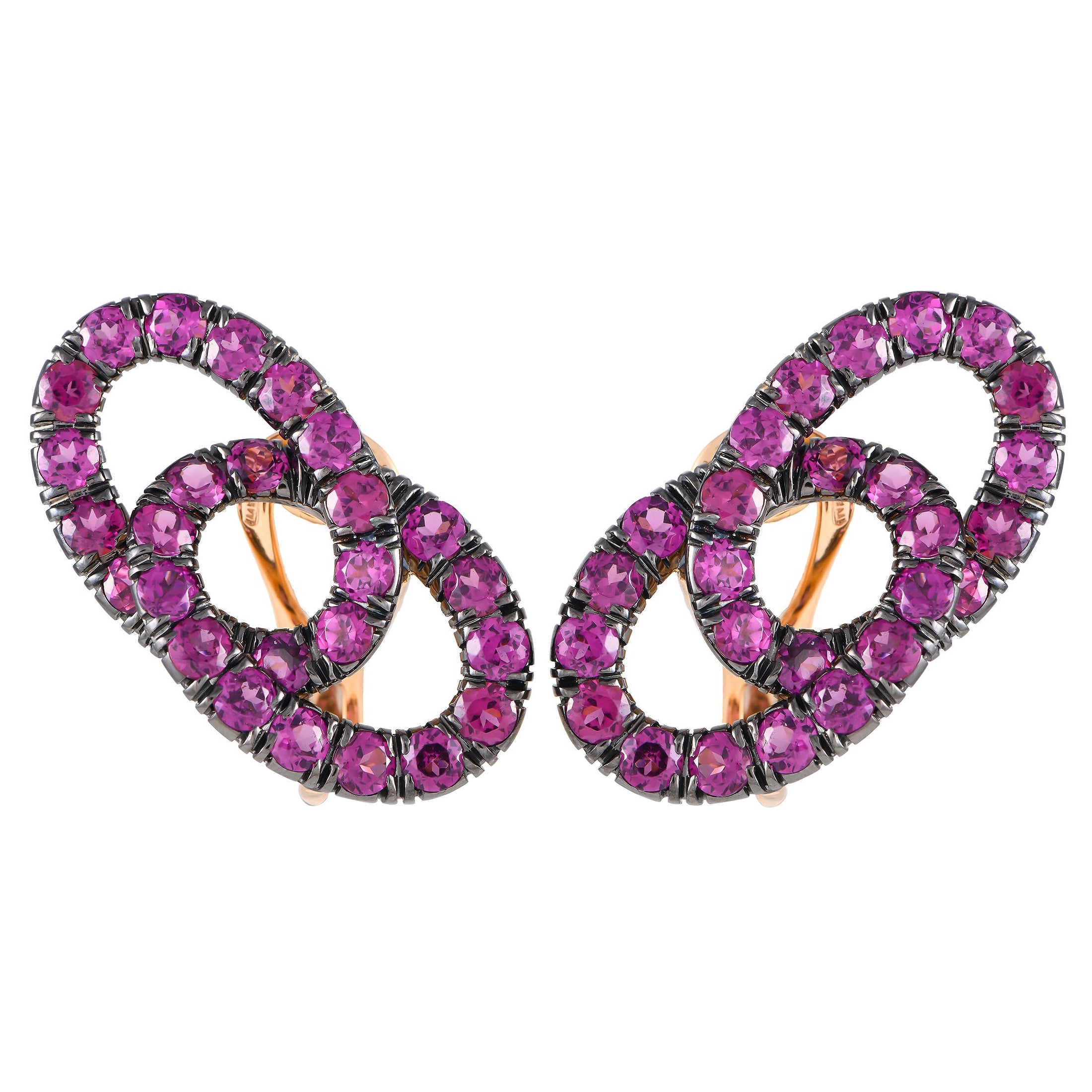 Pomellato Cattene 18K Yellow Gold Pink Sapphire Earrings PO21-102124 For Sale