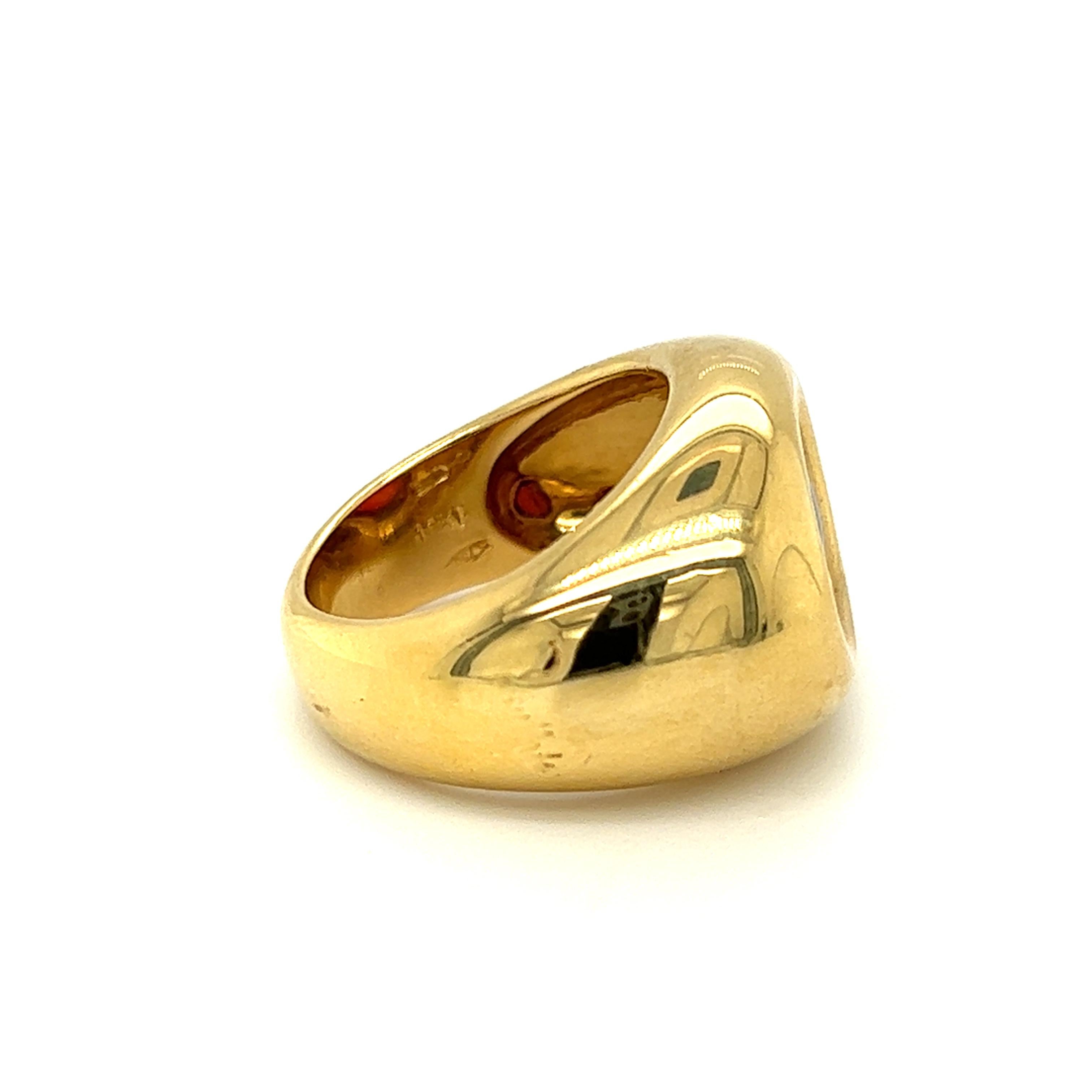 Contemporary Pomellato Citrine Carved Disc Ring in 18k Yellow Gold