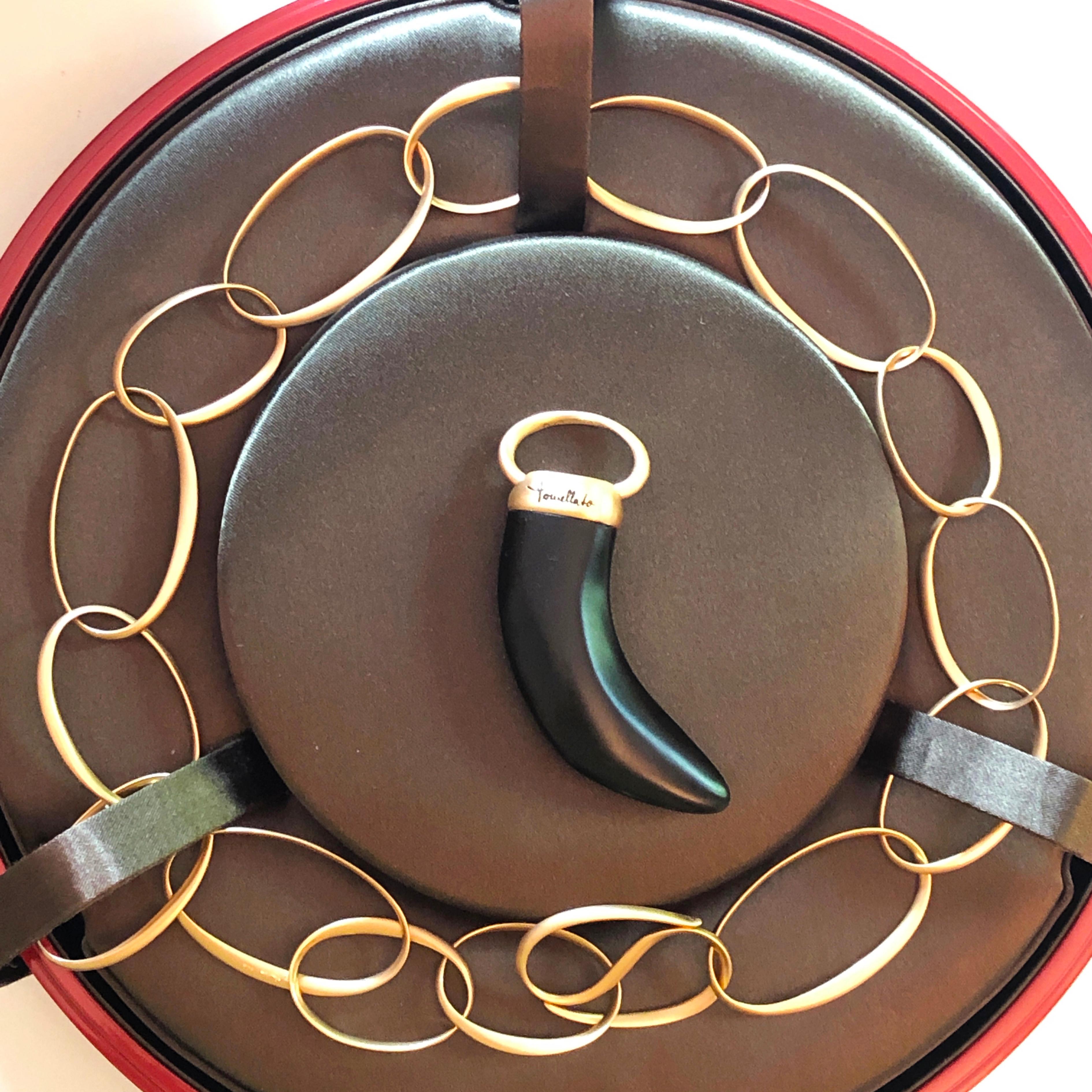 Contemporary Pomellato Dente, Horn Shaped Pendant 18 Karat Rose Gold Necklace Set