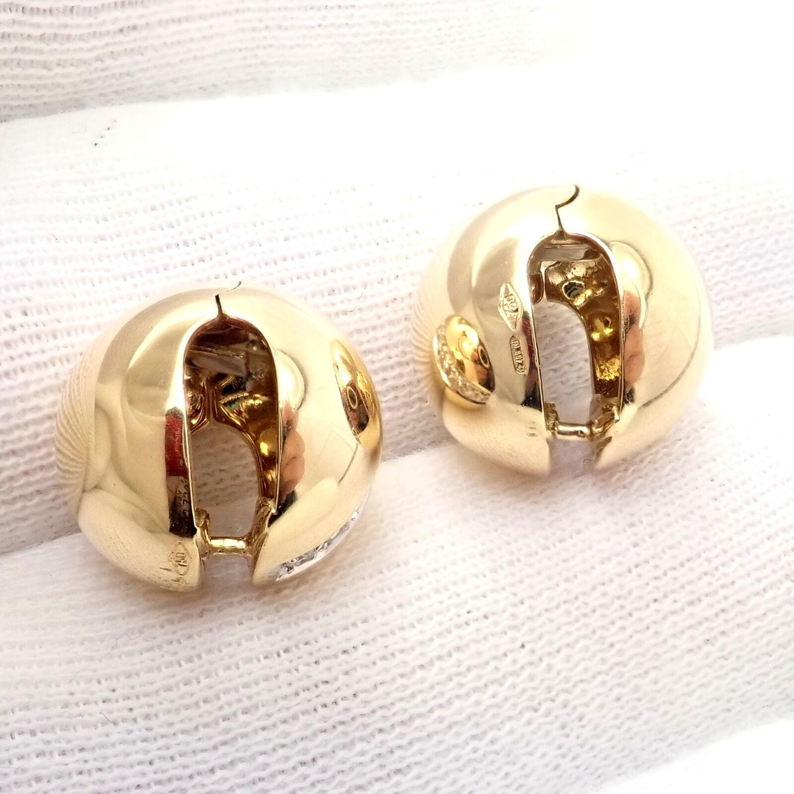 Pomellato Diamond Globe Hug Earrings For Sale 4