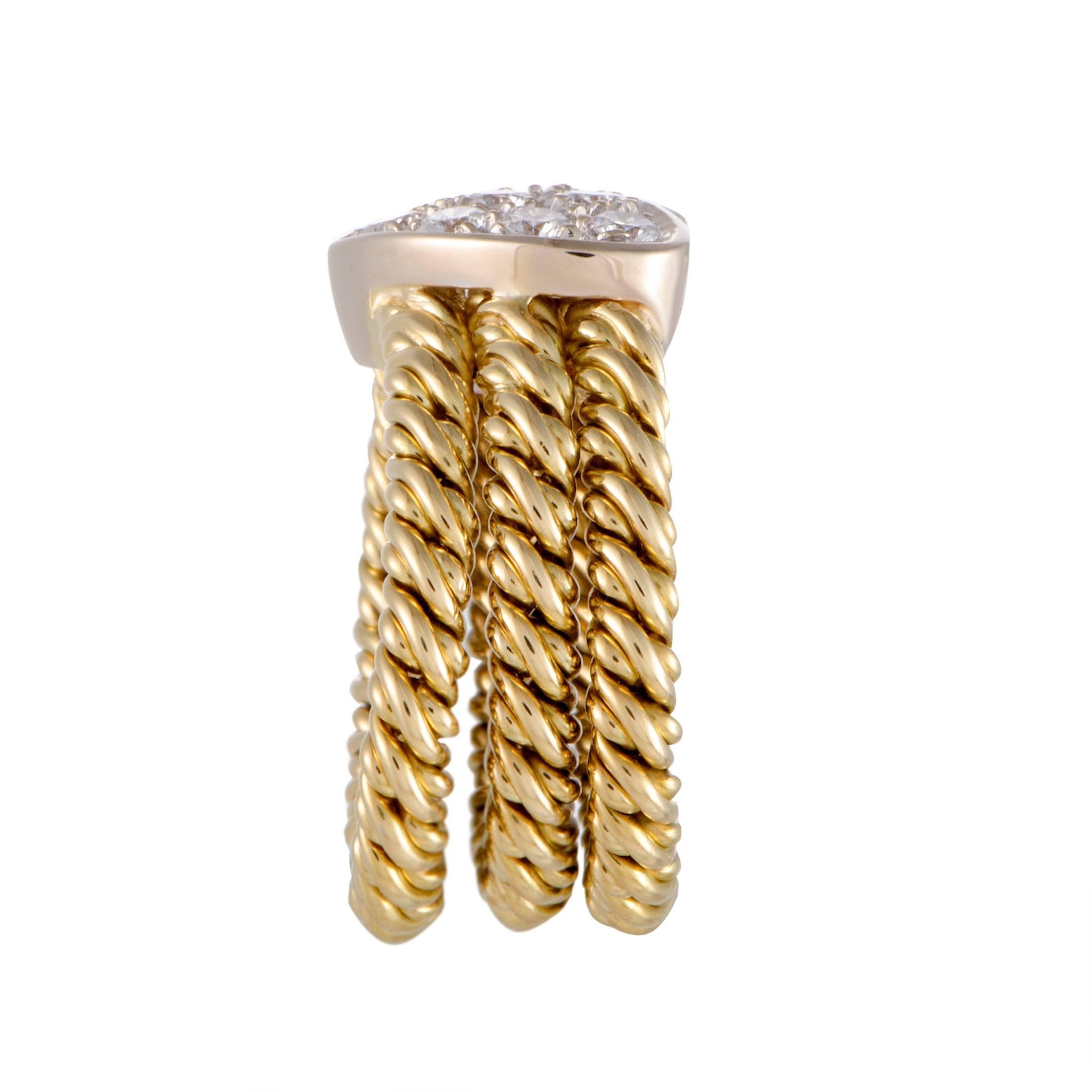 Round Cut Pomellato Diamond Pave Heart Three-Band Gold Ring