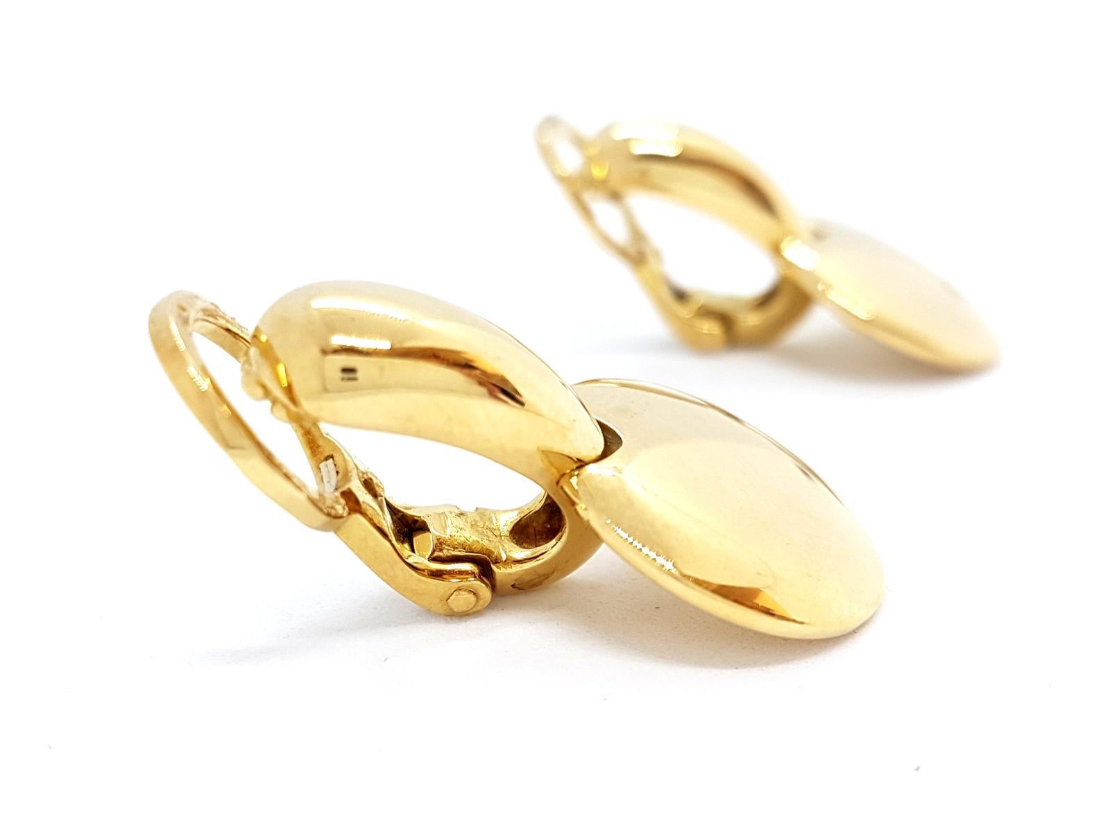 Pomellato Drop Earrings Yellow Gold 3