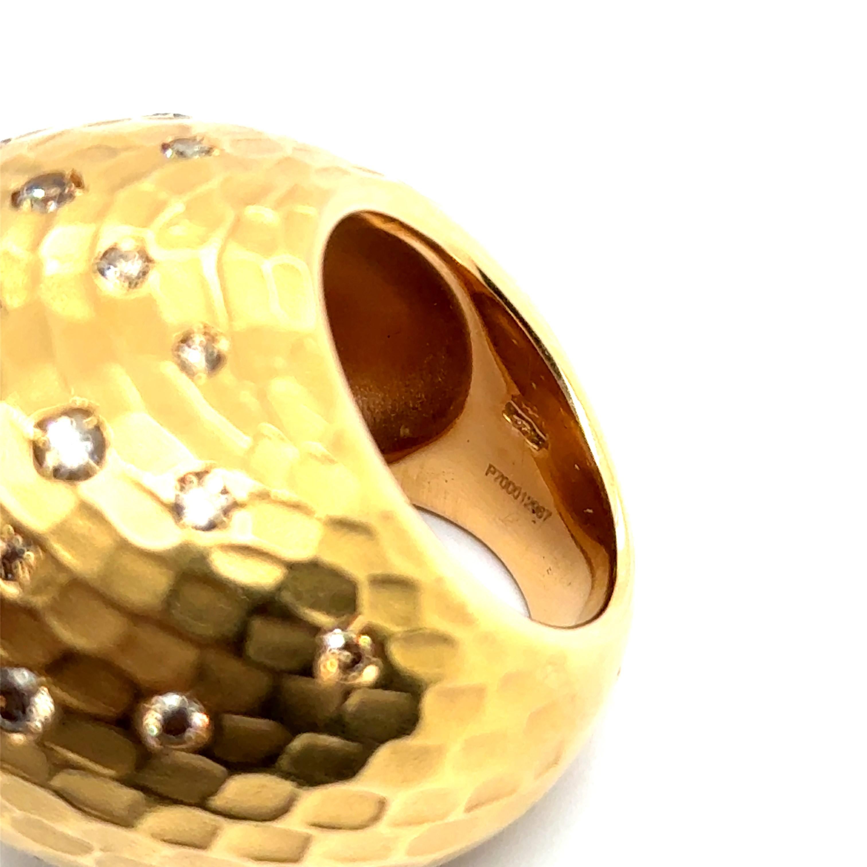 Pomellato Duna Ring with Diamonds in 18 Karat Yellow Gold For Sale 1