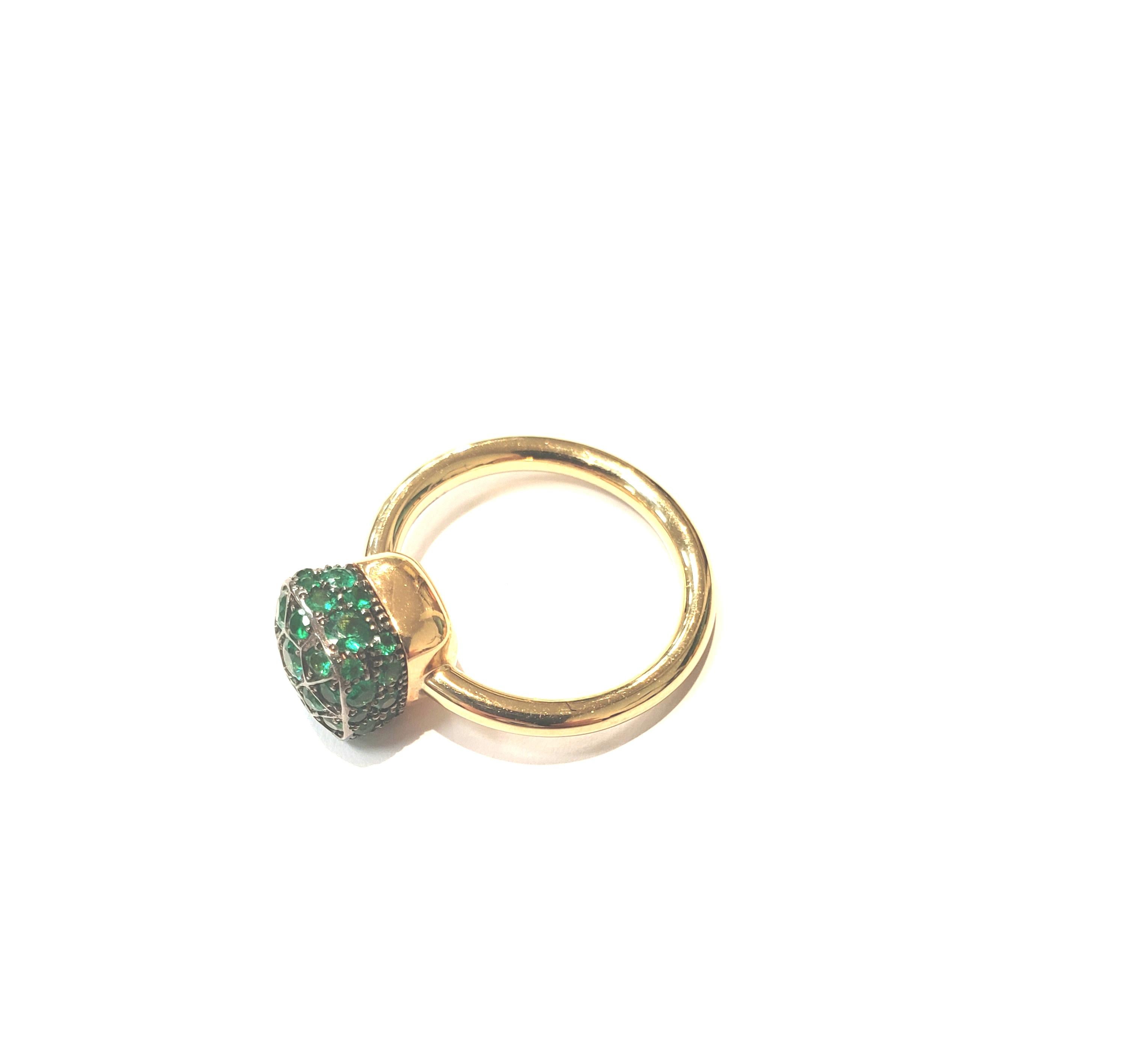 Contemporary Pomellato Emerald Nudo Ring Set in 18 Karat For Sale