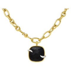 Pomellato, collana con ciondolo Victoria in oro 18 carati con getto di diamanti degli anni '80.