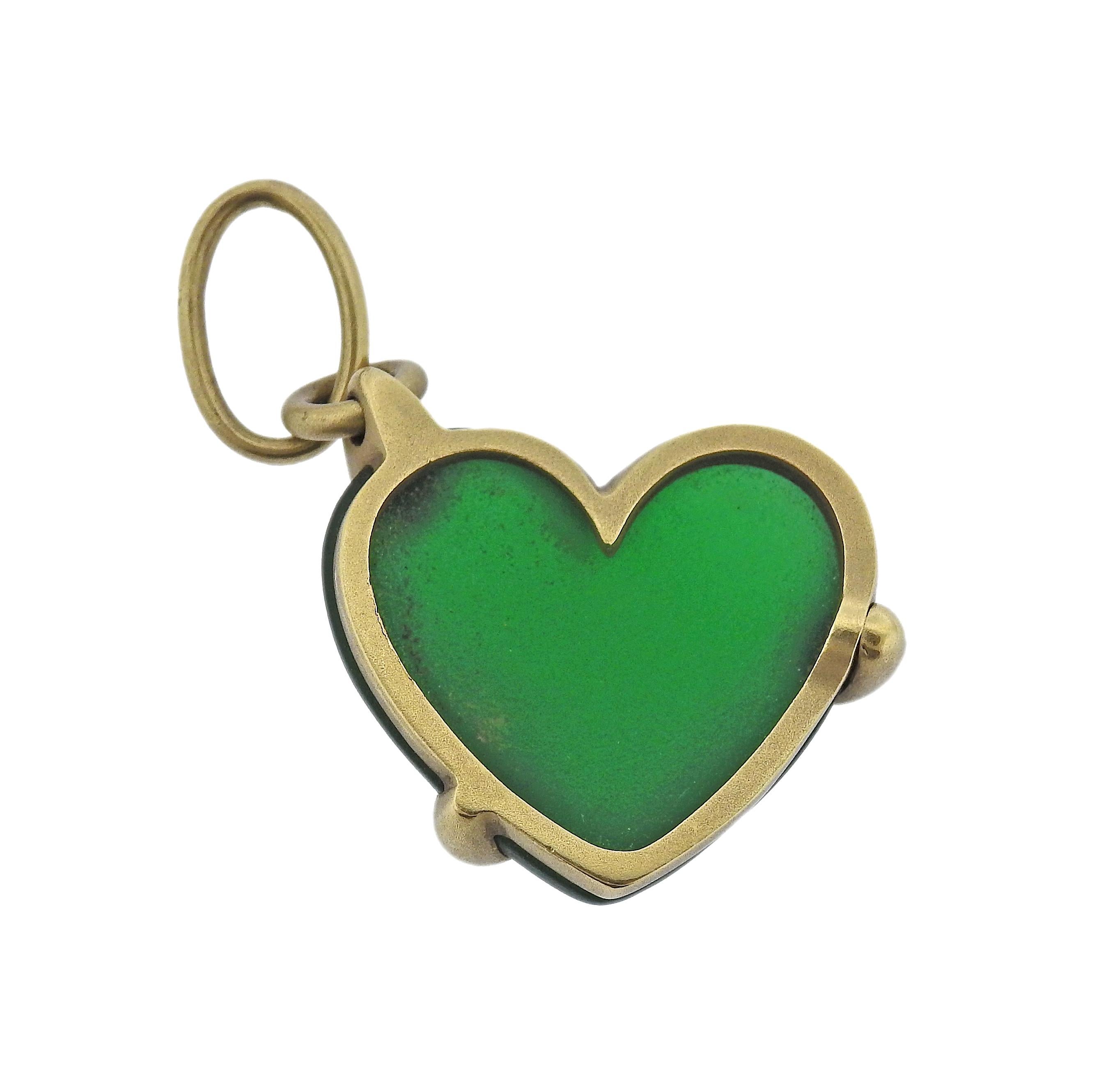 18k gold Pomellato heart pendant, with frosted green chrysoprase. Pendant measures 1/8