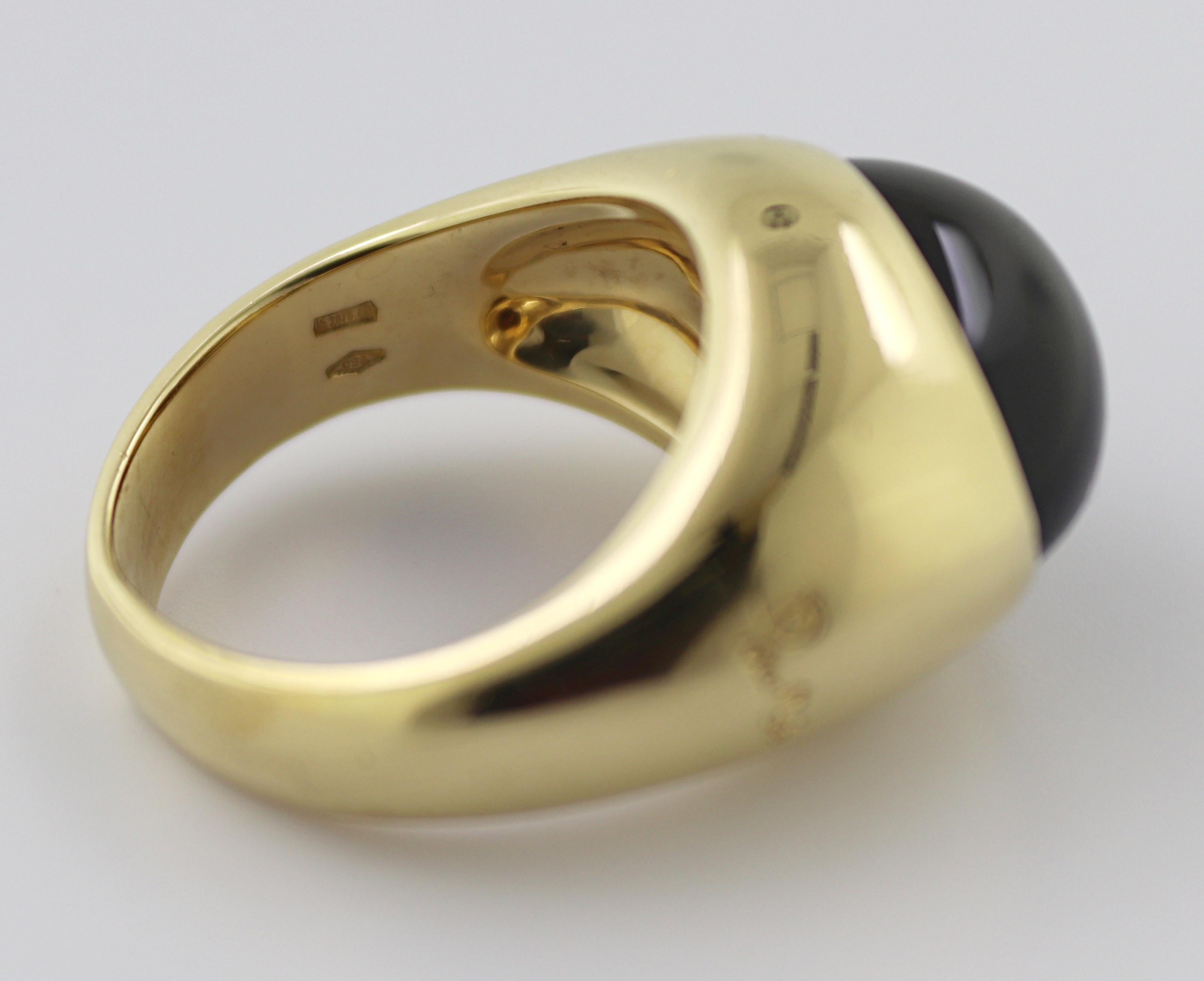 Pomellato Garnet, 18k Yellow Gold Ring For Sale 1