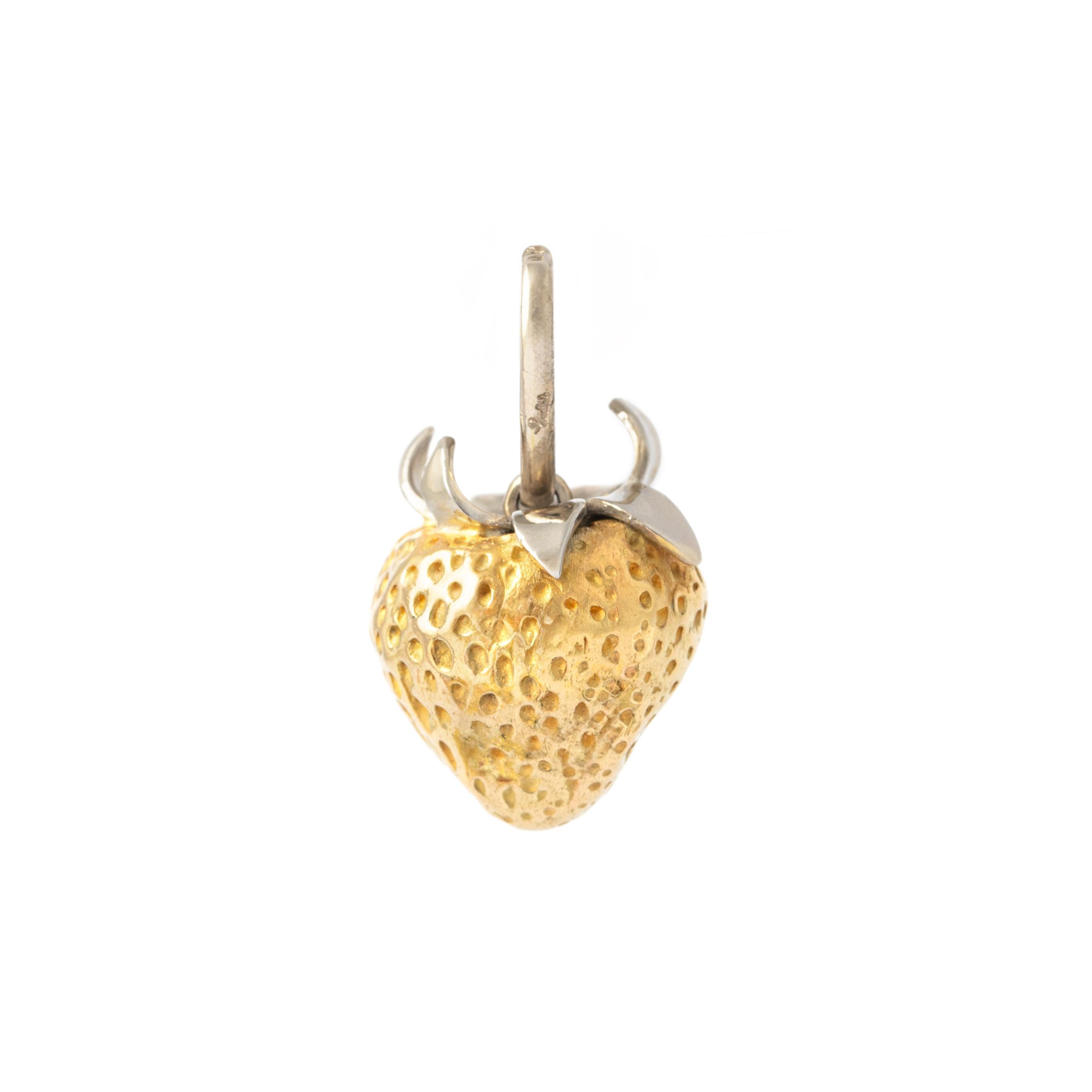 golden strawberry schmuck