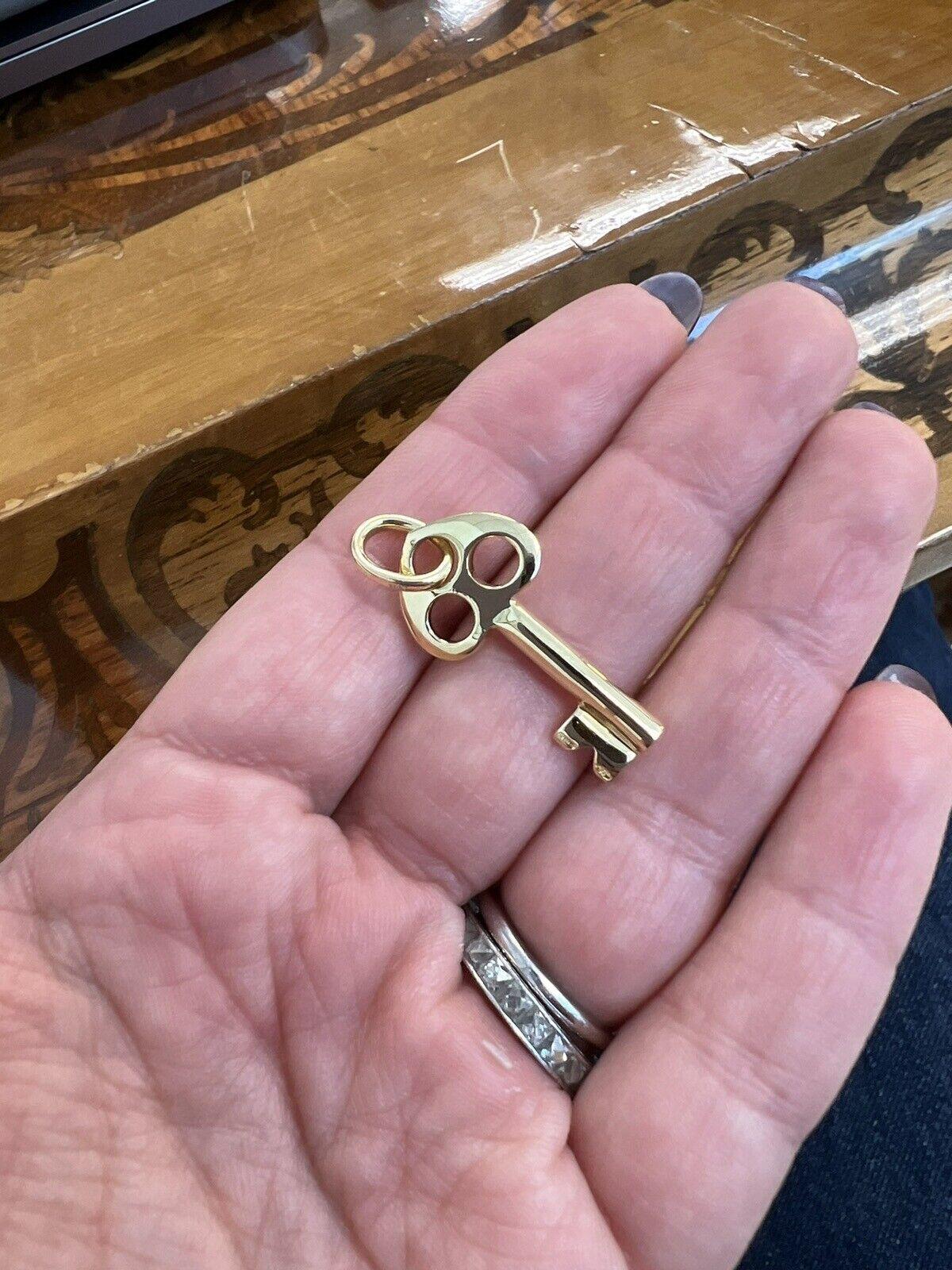 POMELLATO ITALY 18k Yellow Gold Heart Key Pendant Vintage 4