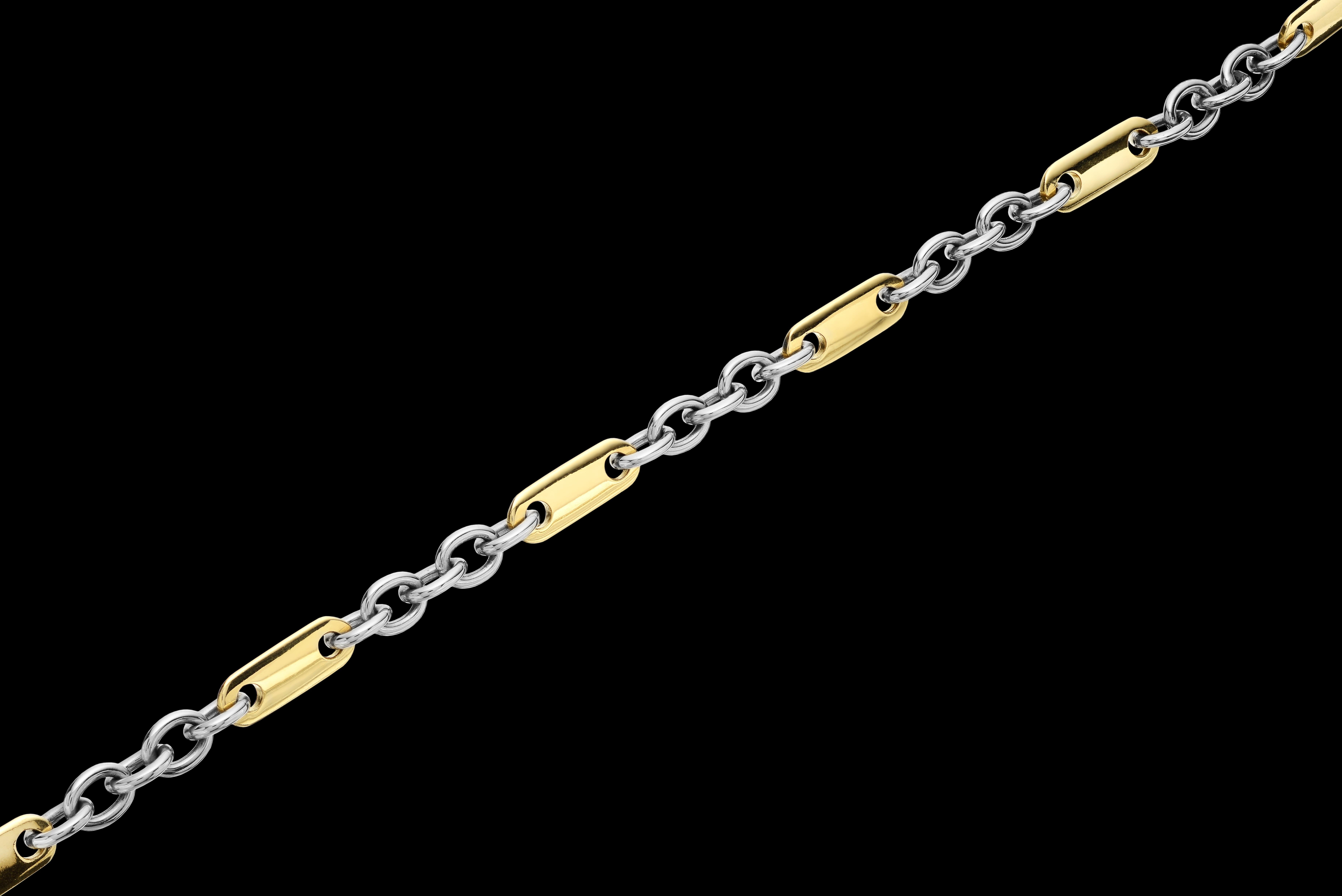 Designer Pomellato Chain/Necklace in 18K Bimetal white & Gold for Ladies/Gents In Excellent Condition In London, GB
